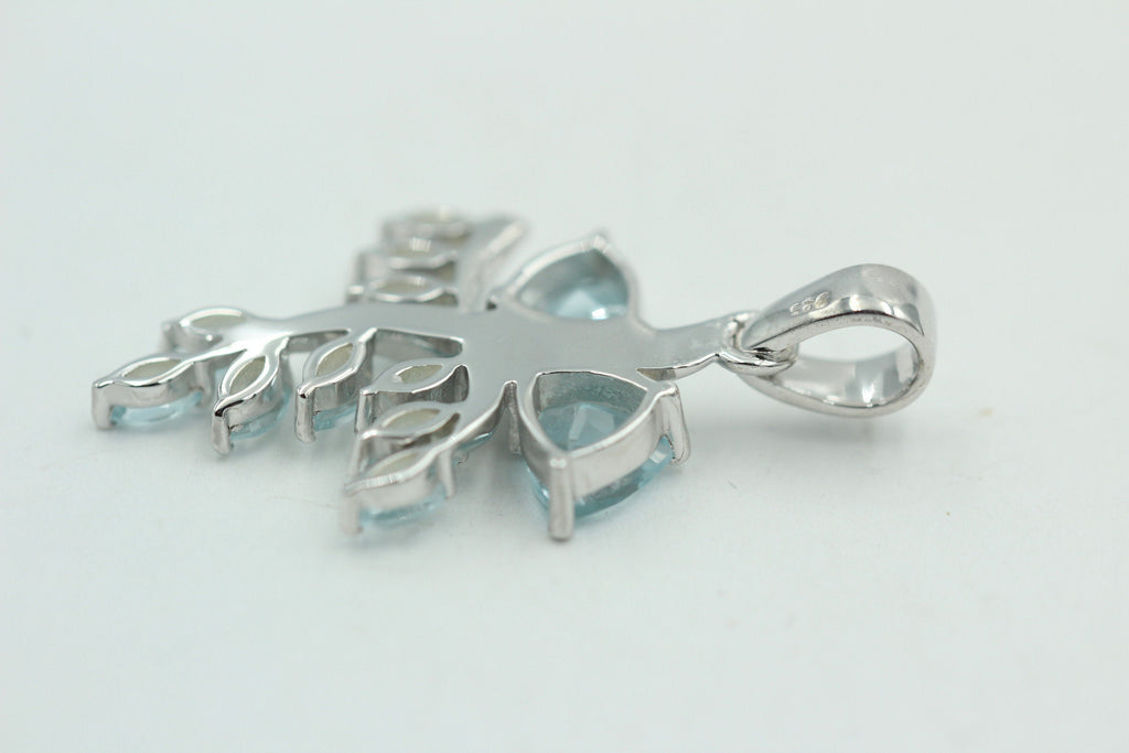 2,6 Carat Blautopas Anhänger 925 Silbersky blue Topas himmelblau Topasschmuck