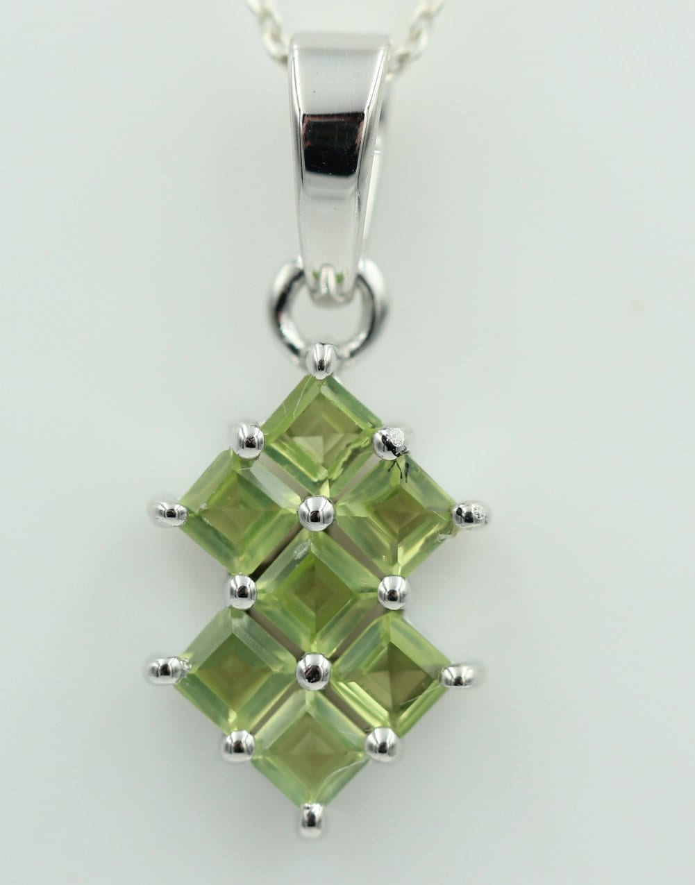 Edler 2,1 Peridot Anhänger 925 Silber Collier Kette Olivin Anhänger Top Edel
