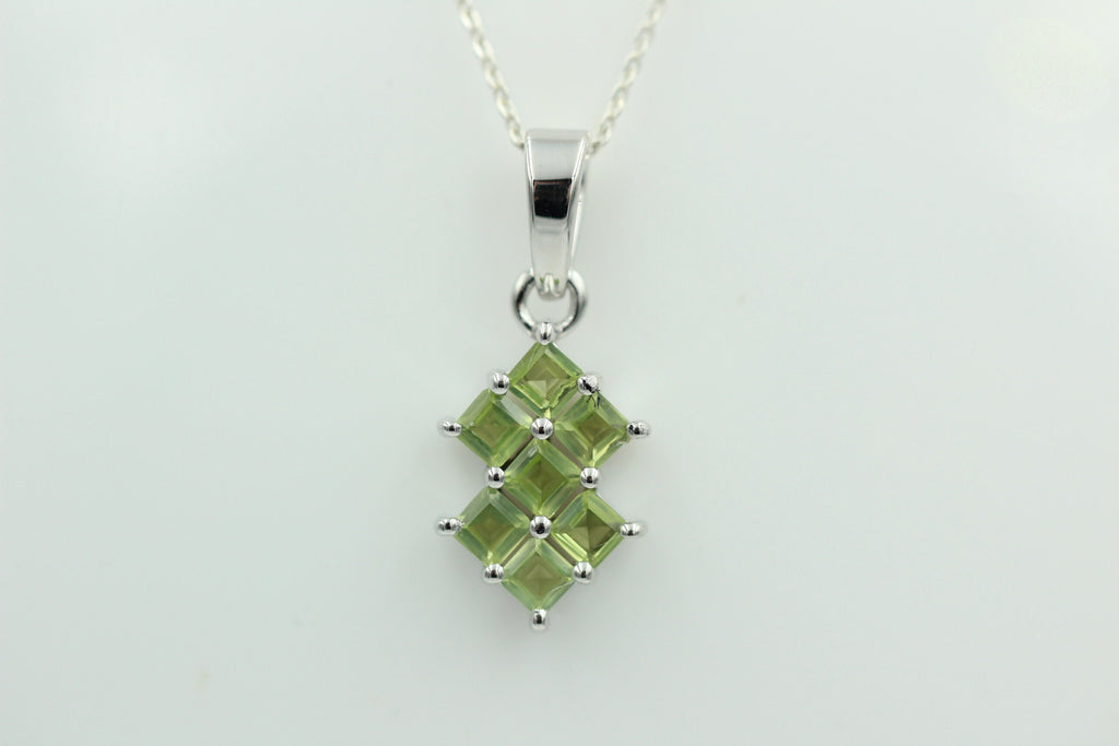 Edler 2,1 Peridot Anhänger 925 Silber Collier Kette Olivin Anhänger Top Edel