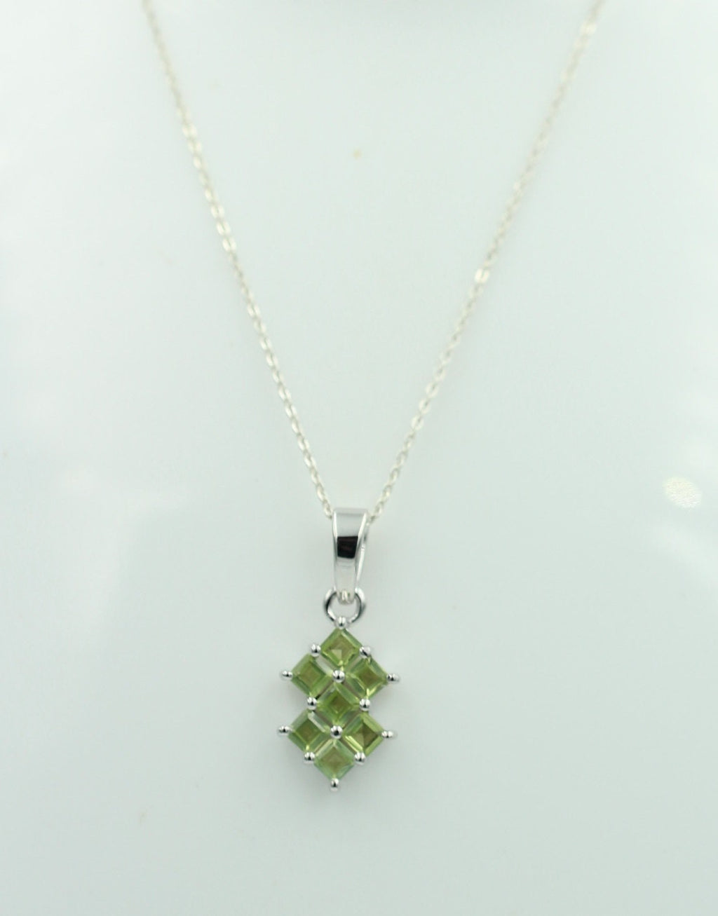 Edler 2,1 Peridot Anhänger 925 Silber Collier Kette Olivin Anhänger Top Edel