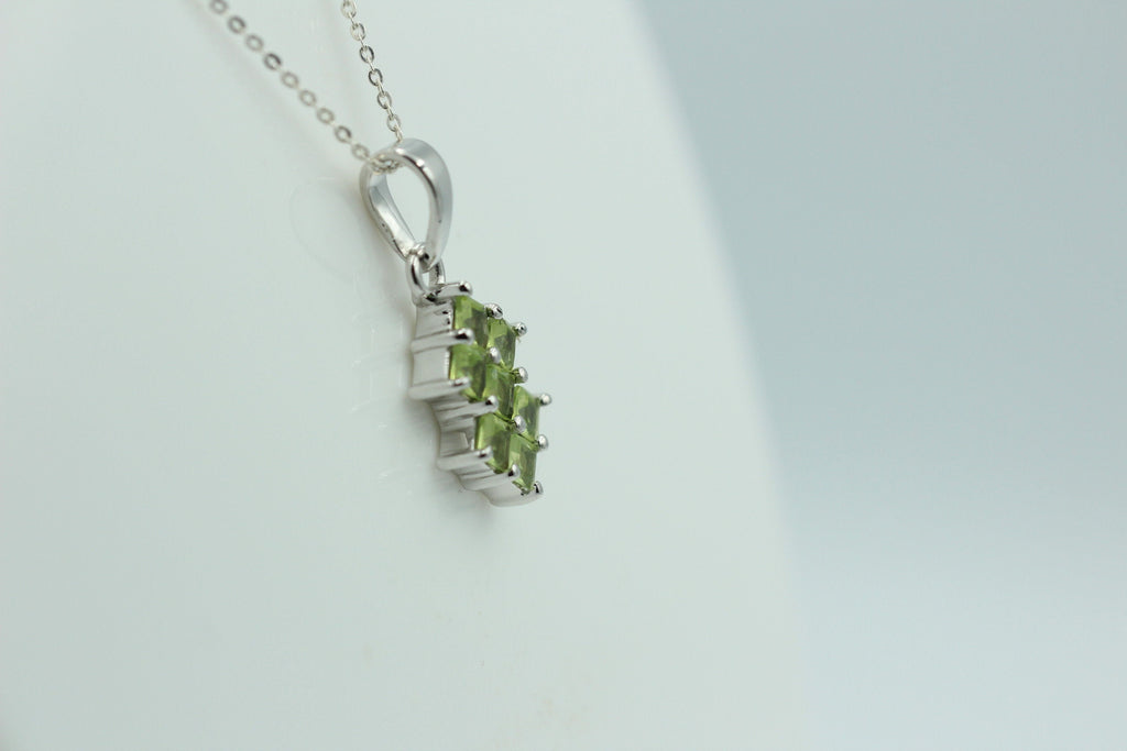 Edler 2,1 Peridot Anhänger 925 Silber Collier Kette Olivin Anhänger Top Edel