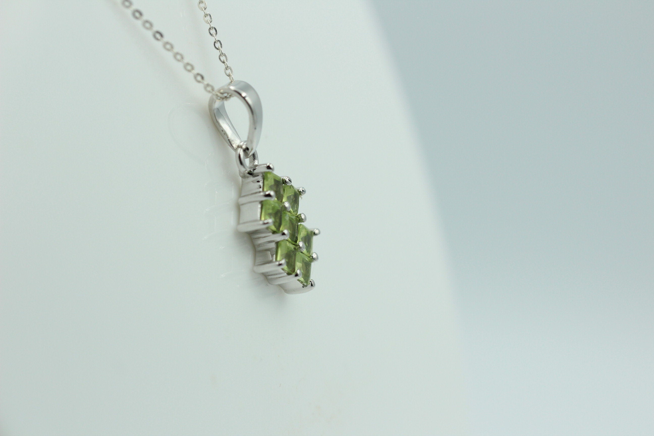 Edler 2,1 Peridot Anhänger 925 Silber Collier Kette Olivin Anhänger Top Edel