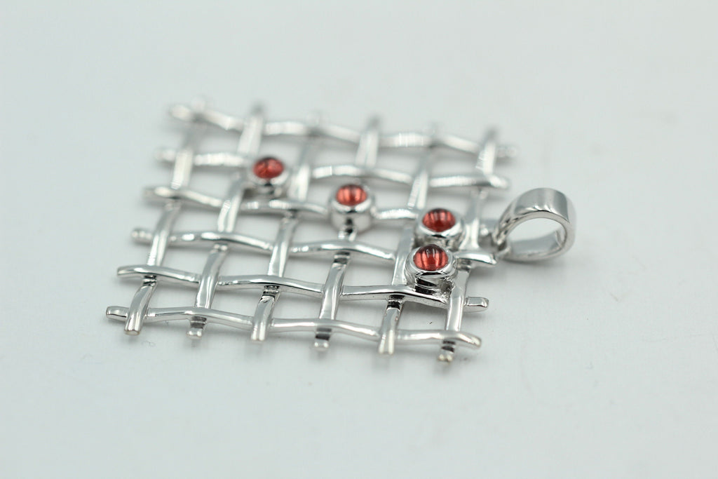 Design pur 0,60 Carat Granat Cabochon Anhänger 925 Silber Gitter