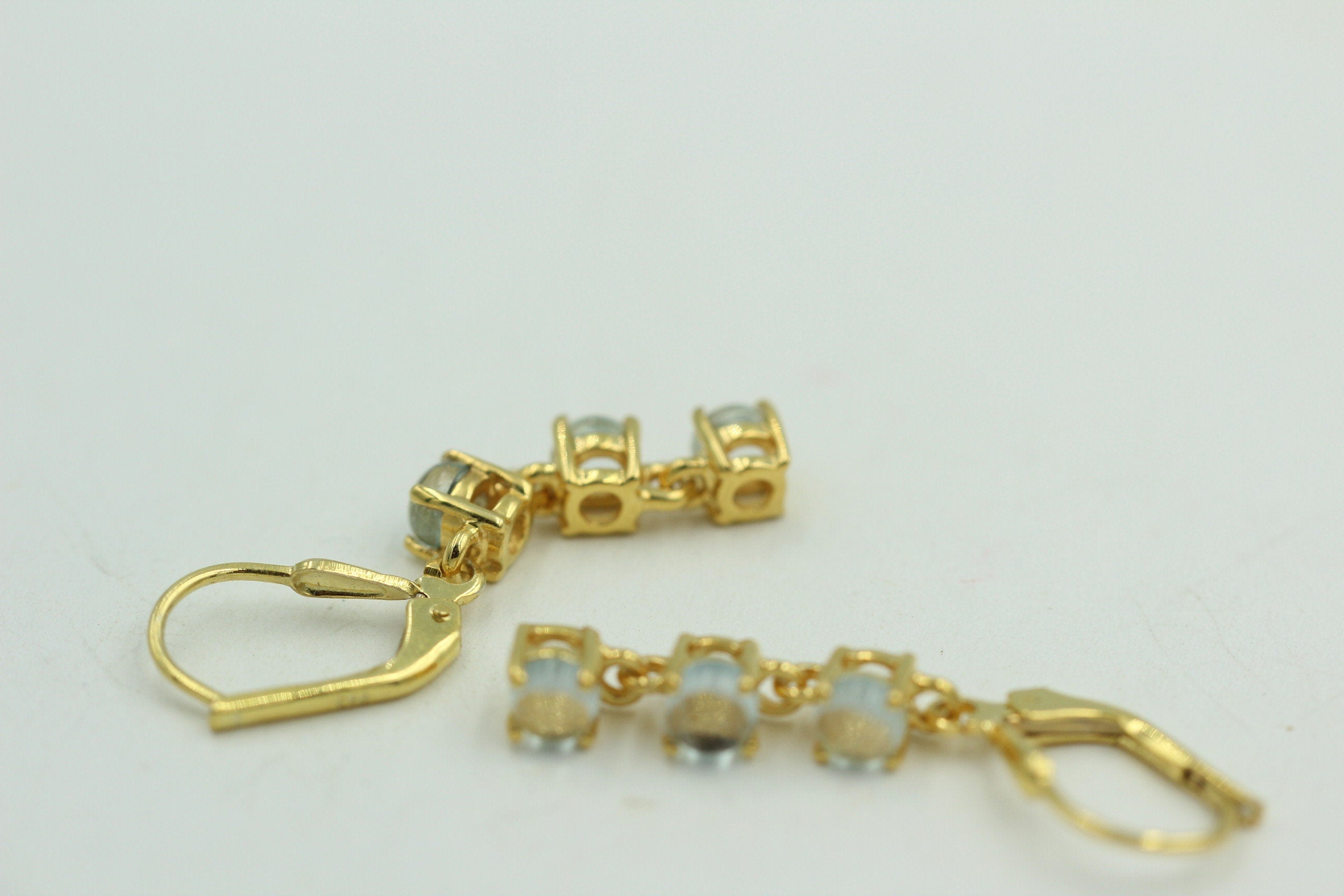 Edel 2,3 Carat Blautopas Brisur 925 Silber Ohrstecker Ohrring sky blue vergoldet
