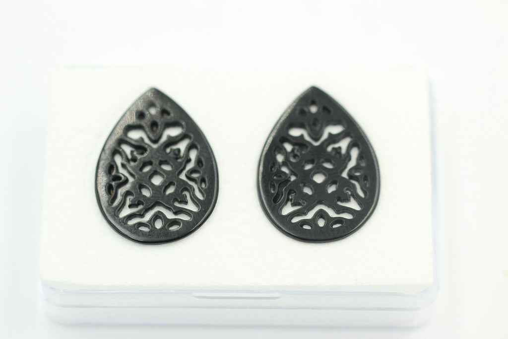 2 x schwarzer Onyx graviert ca 24 x 17 mm für Ohrschmuck etc