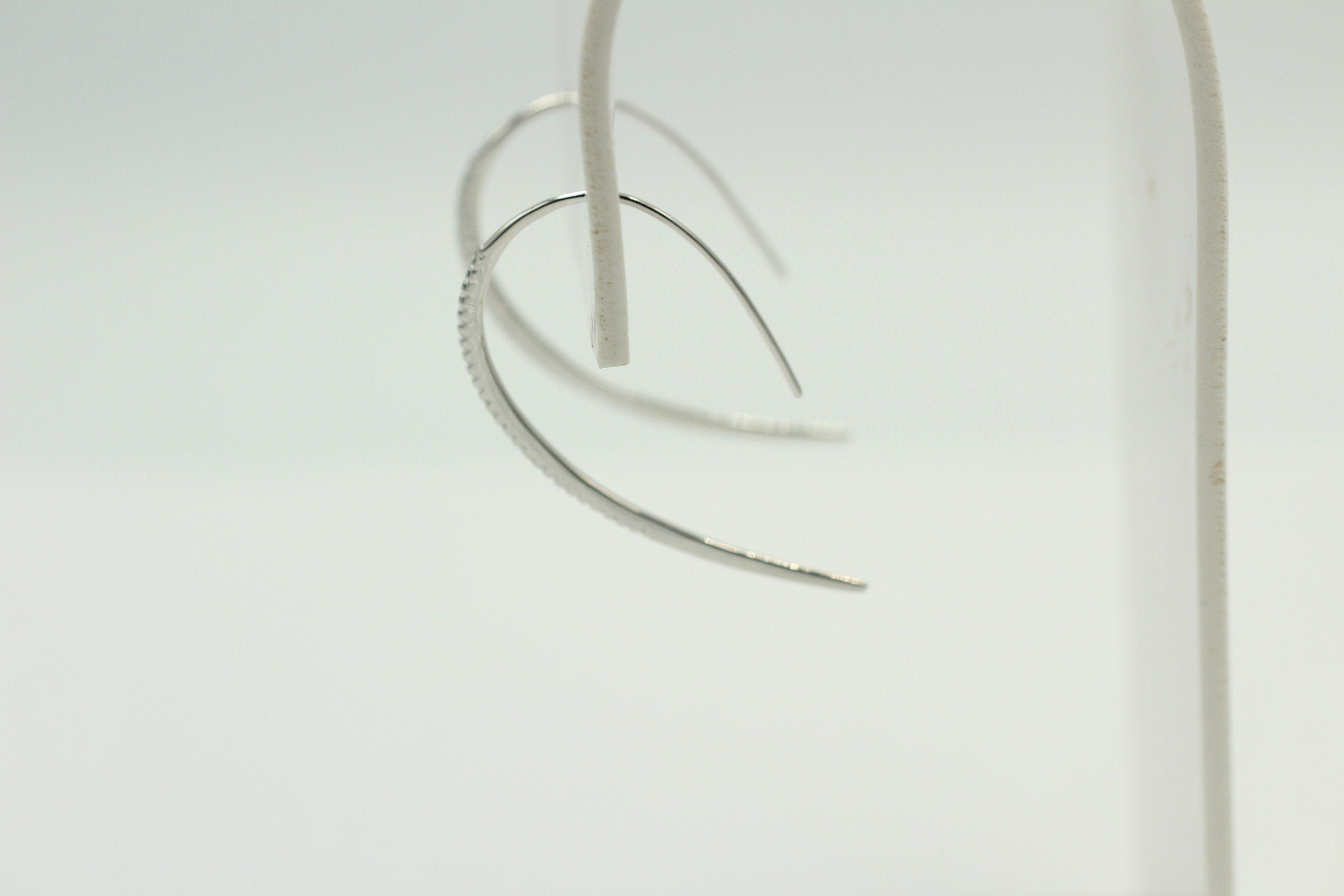 Design Silber Ohrhacken ca 4 cm mit vielen Zirkonia rhodiniert
