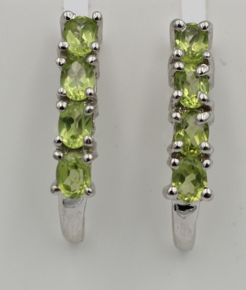 Edle 1,52 Carat Peridot Ohrstecker 925 Silber maigrüner Olivin Ohrschmuck