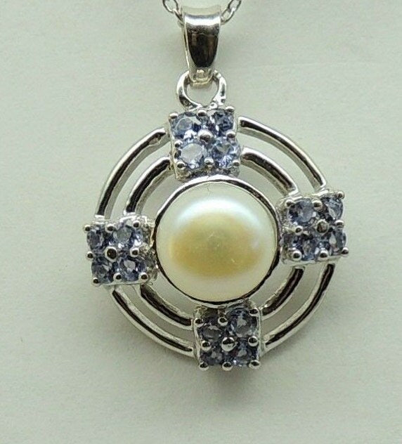 3,67 Carat Tansanit Perlen Anhanger 925 Silber Collier Kette