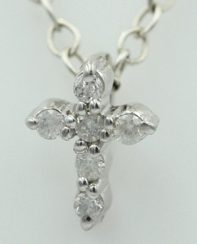 0,072 Carat weißer Diamant Kreuzanhänger 925 Silber Collier Kette I2 - I3. G-H