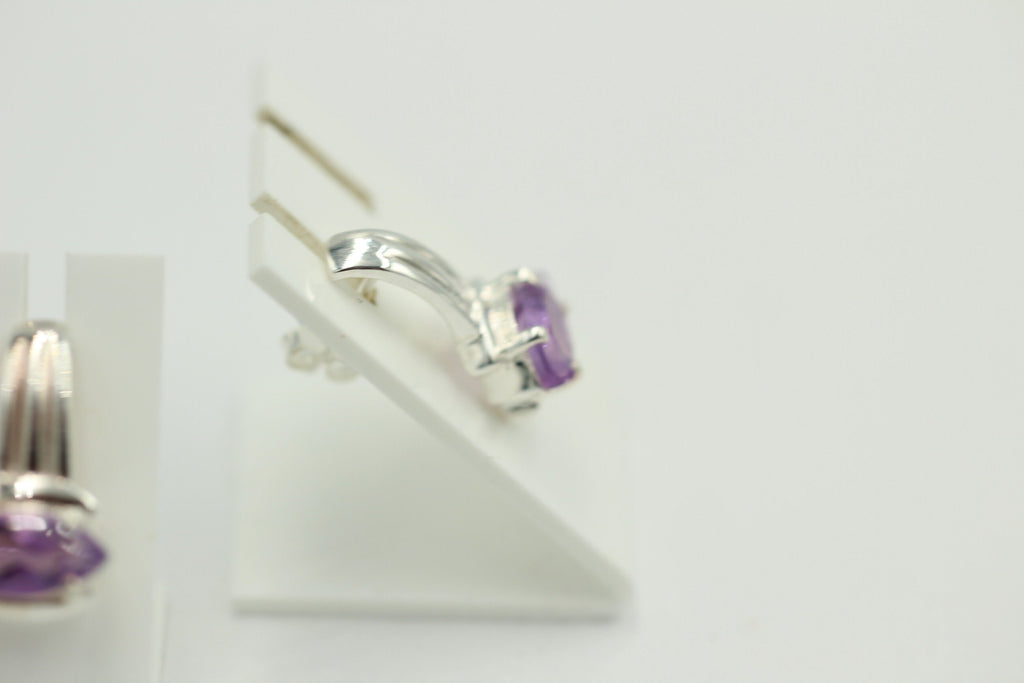 2,00 Carat fantastischer Amethyst Ohrstecker Ohrring, 925 Silber, Rhodiniert