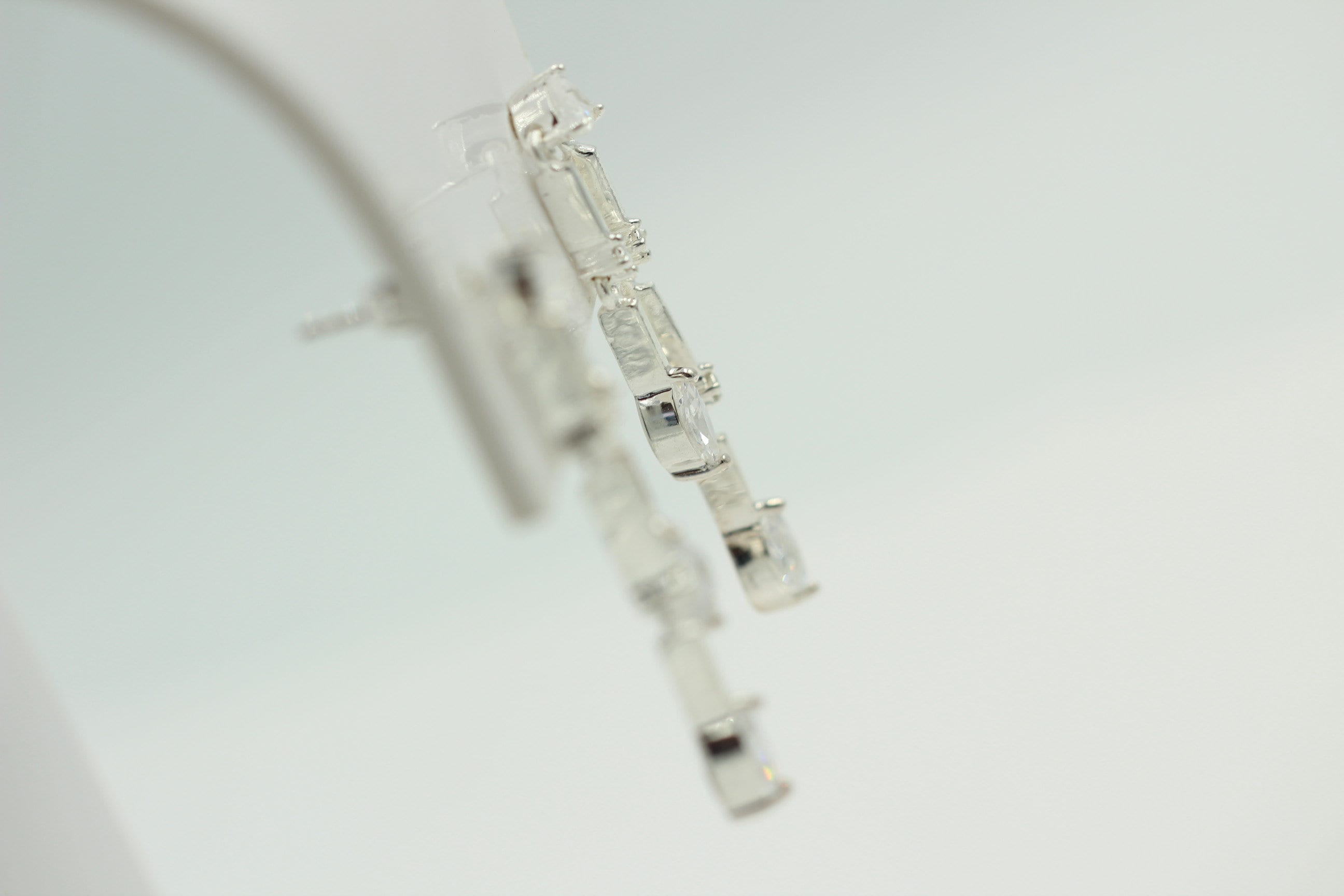 Edle 1,90 Carat Cubic Zirkonia Ohrhänger / Stecker, 925 Silber, Rhodiniert