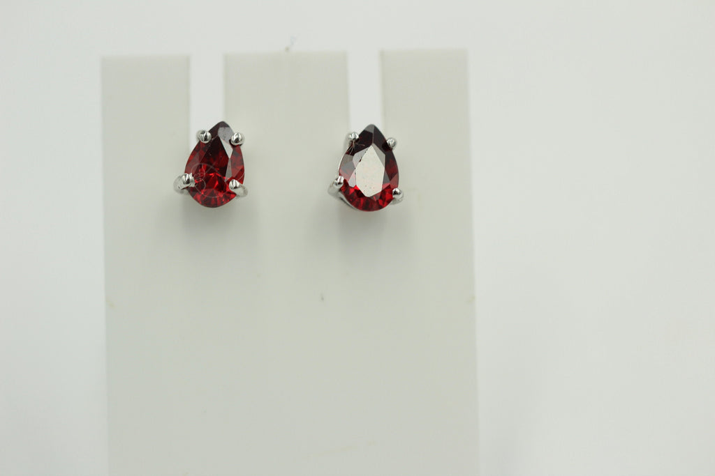 Edle Zirkonia Ohrstecker in rot 925 Silber 6 x 4 mm Top Ohrstecker