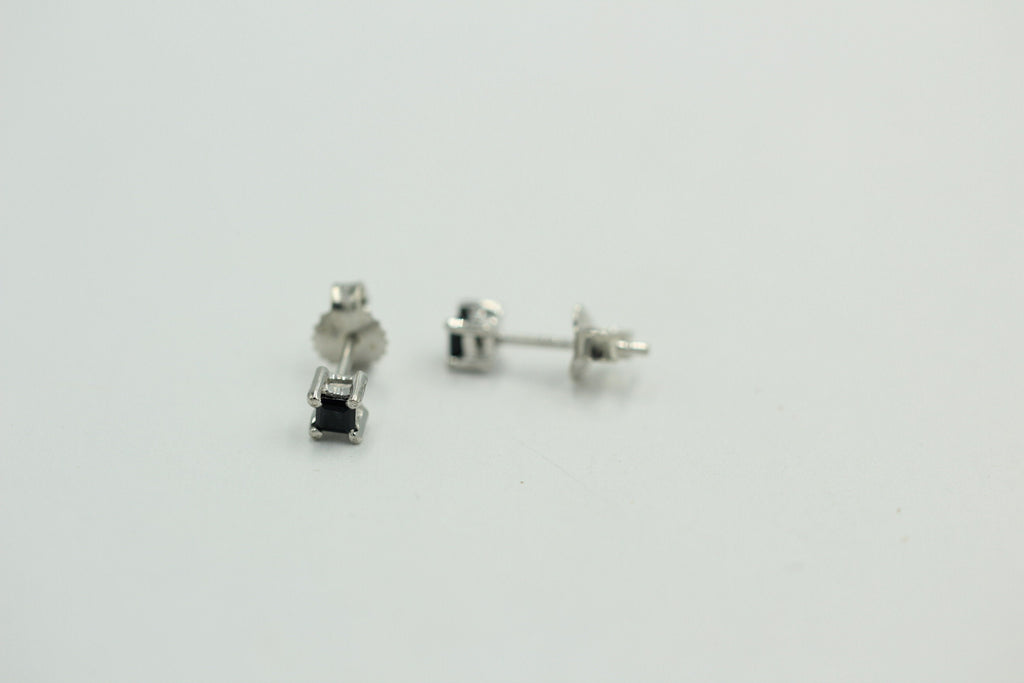 0,3 Carat seltener Saphir Ohrstecker 925 Sterling Silber Unisex