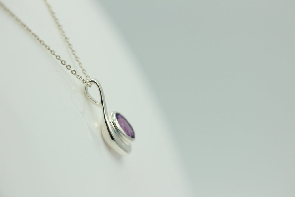 Edler 1,00 Carat Amethyst Anhanger, 925 Silber, Collier, Kette, Rhodiniert