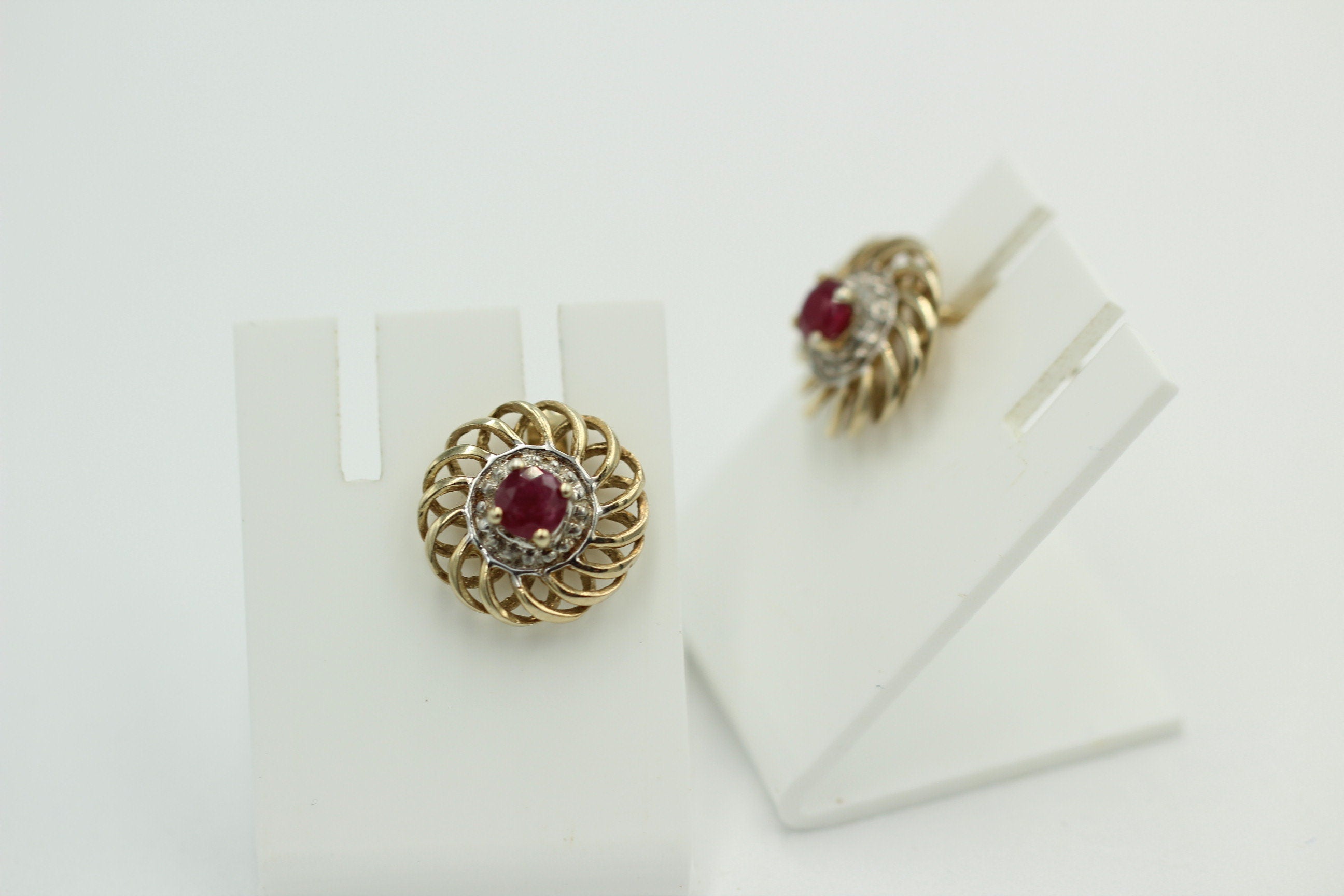 Edler  0,70 Carat Rubin Ohrstecker,Ohrring  925 Silber,  Vergoldet Schmuck