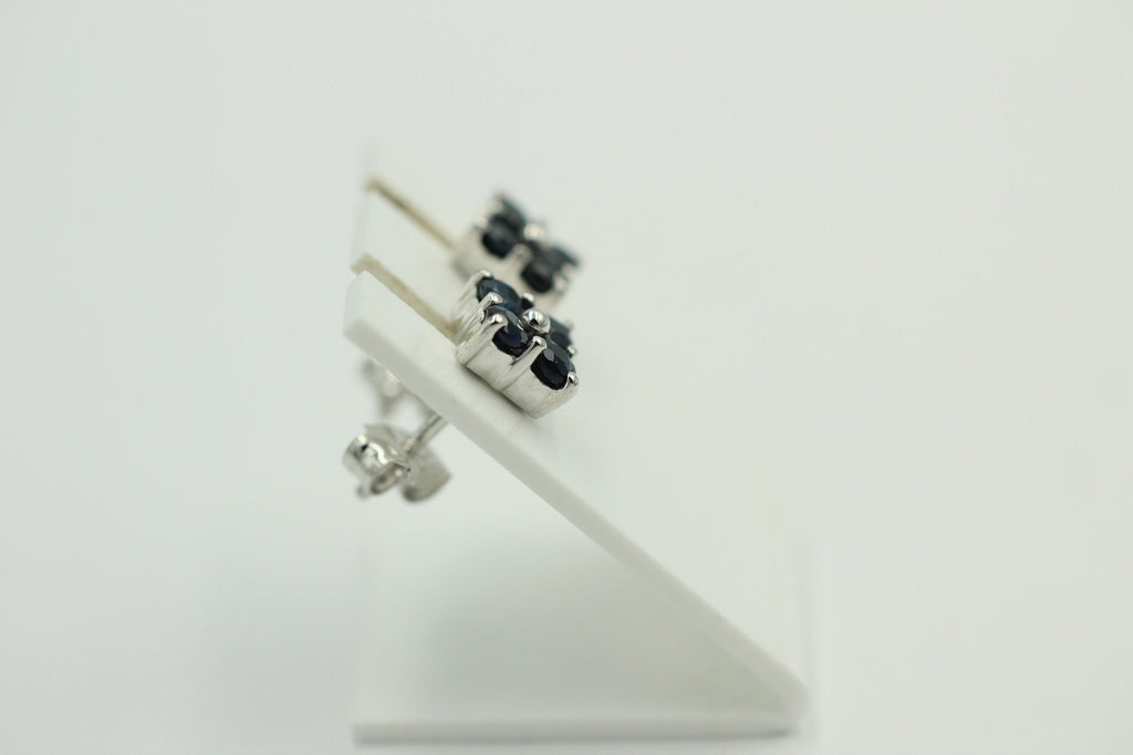 Edle 0,95 Carat schwarz blaue Saphir Ohrstecker 925 Sterling Silber Edelstein