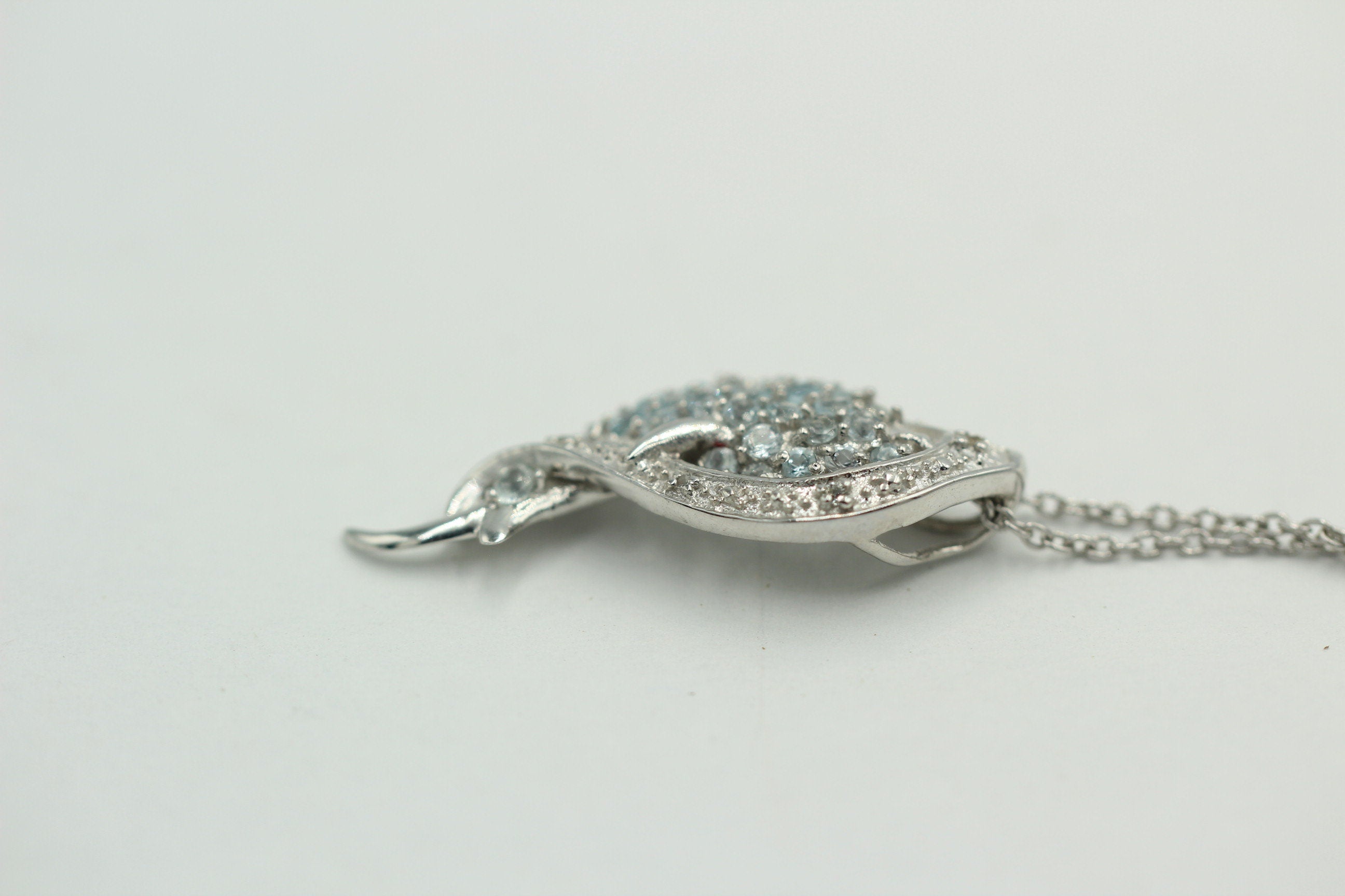 Edler 1,15 Carat Blautopas Fisch Anhanger, 925 Sterling Silber, Rhodiniert