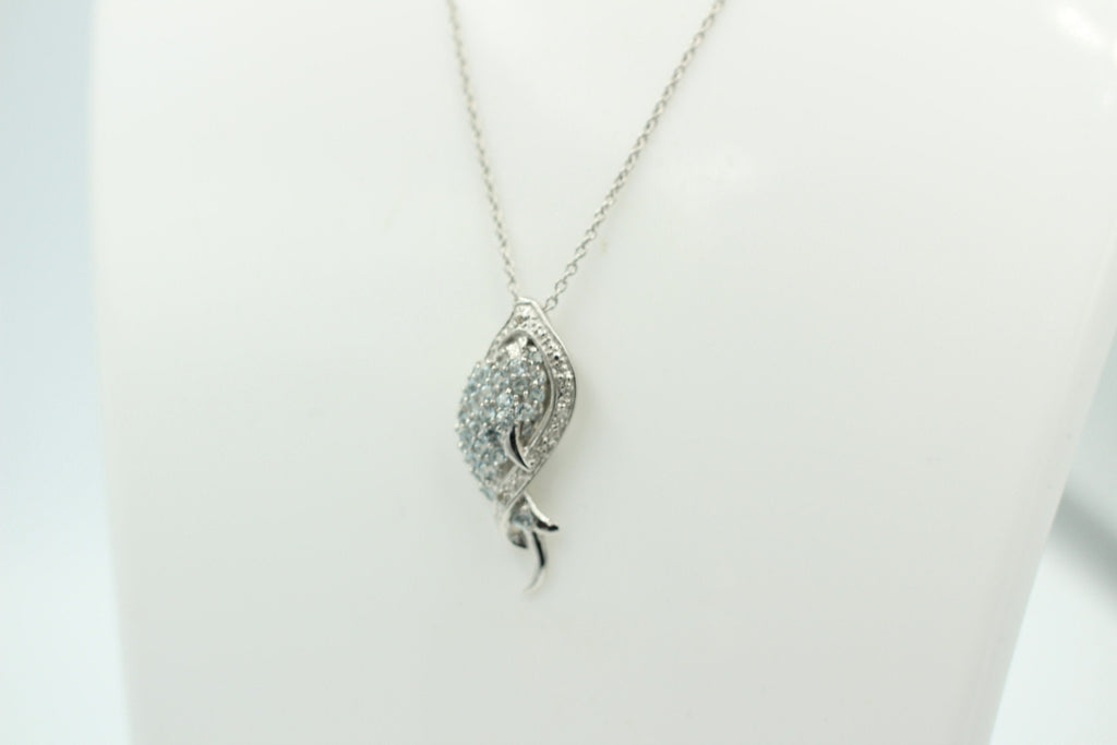 Edler 1,15 Carat Blautopas Fisch Anhanger, 925 Sterling Silber, Rhodiniert