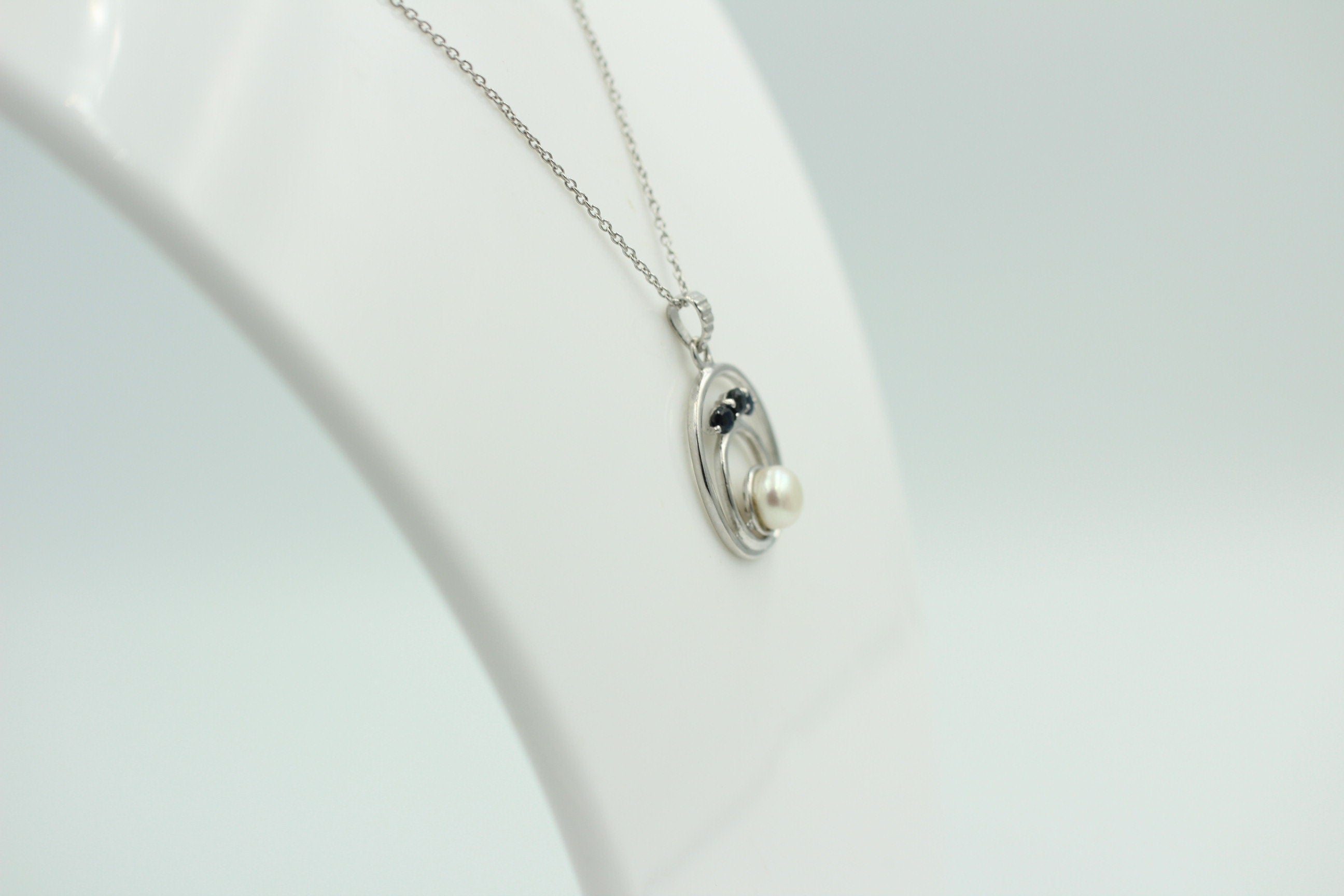 Edle 2,44 Carat blaue Saphir Perlen Anhänger 925 Silber Collier Kette