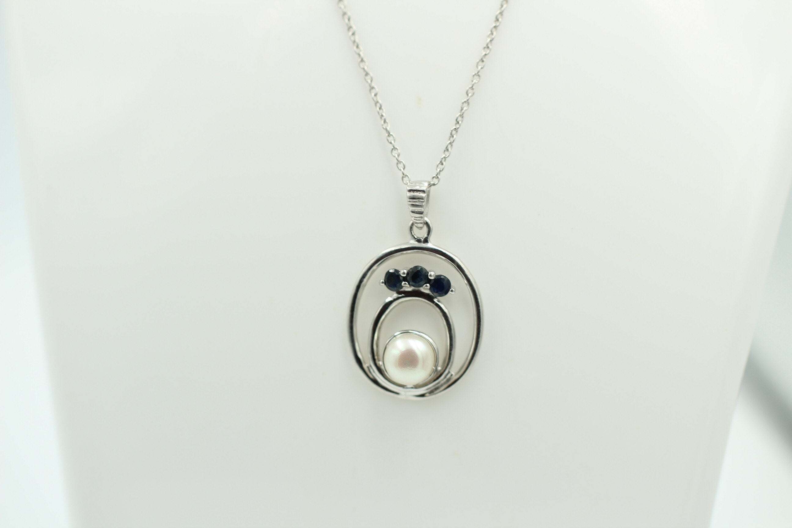 Edle 2,44 Carat blaue Saphir Perlen Anhänger 925 Silber Collier Kette