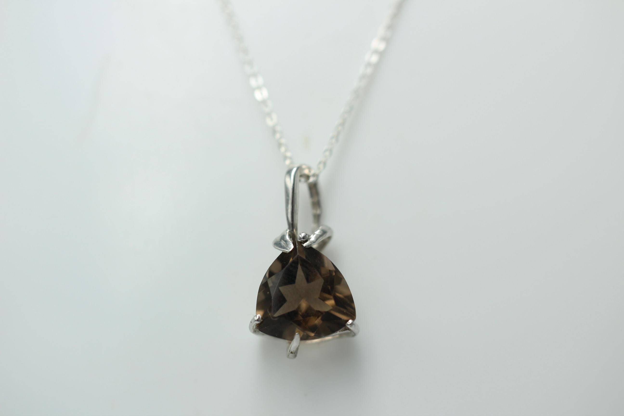 Edler 3,10 Carat seltener Rauchquarz Anhanger, 925 Silber, Collier, Kette, Rhod.