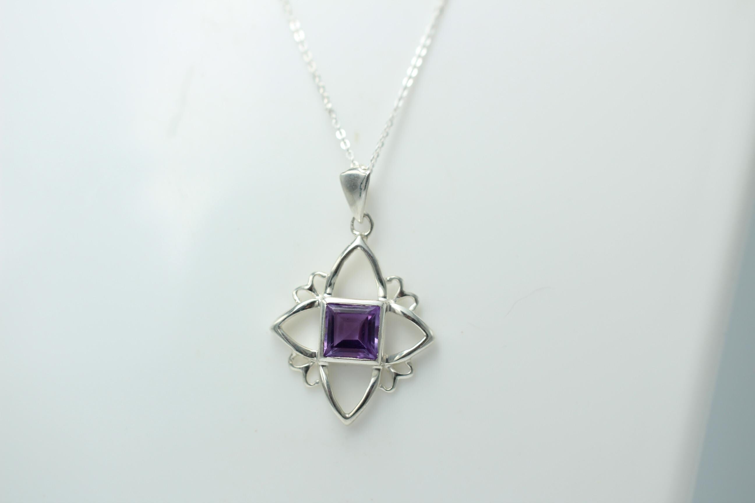 Edler 1,10 Carat Amethyst Anhanger, 925 Silber, Collier, Kette, Rhodiniert