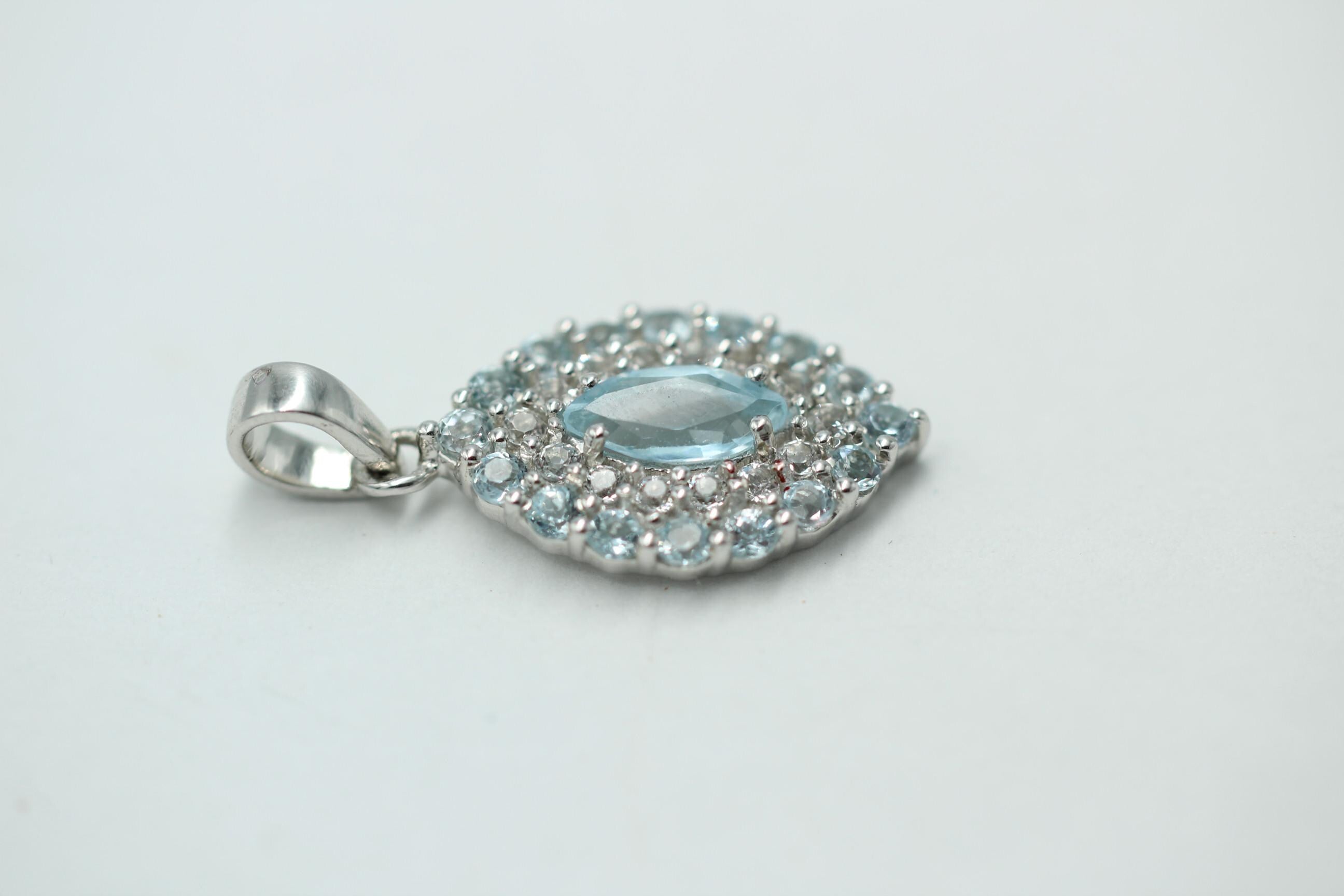 Blautopas Anhänger 925 Silber 2,95 Karat Edelstein Kette Weißtopas Akzente Geschenk für Sie, Blauer Tropfen Anhänger Handgefertigter Schmuck
