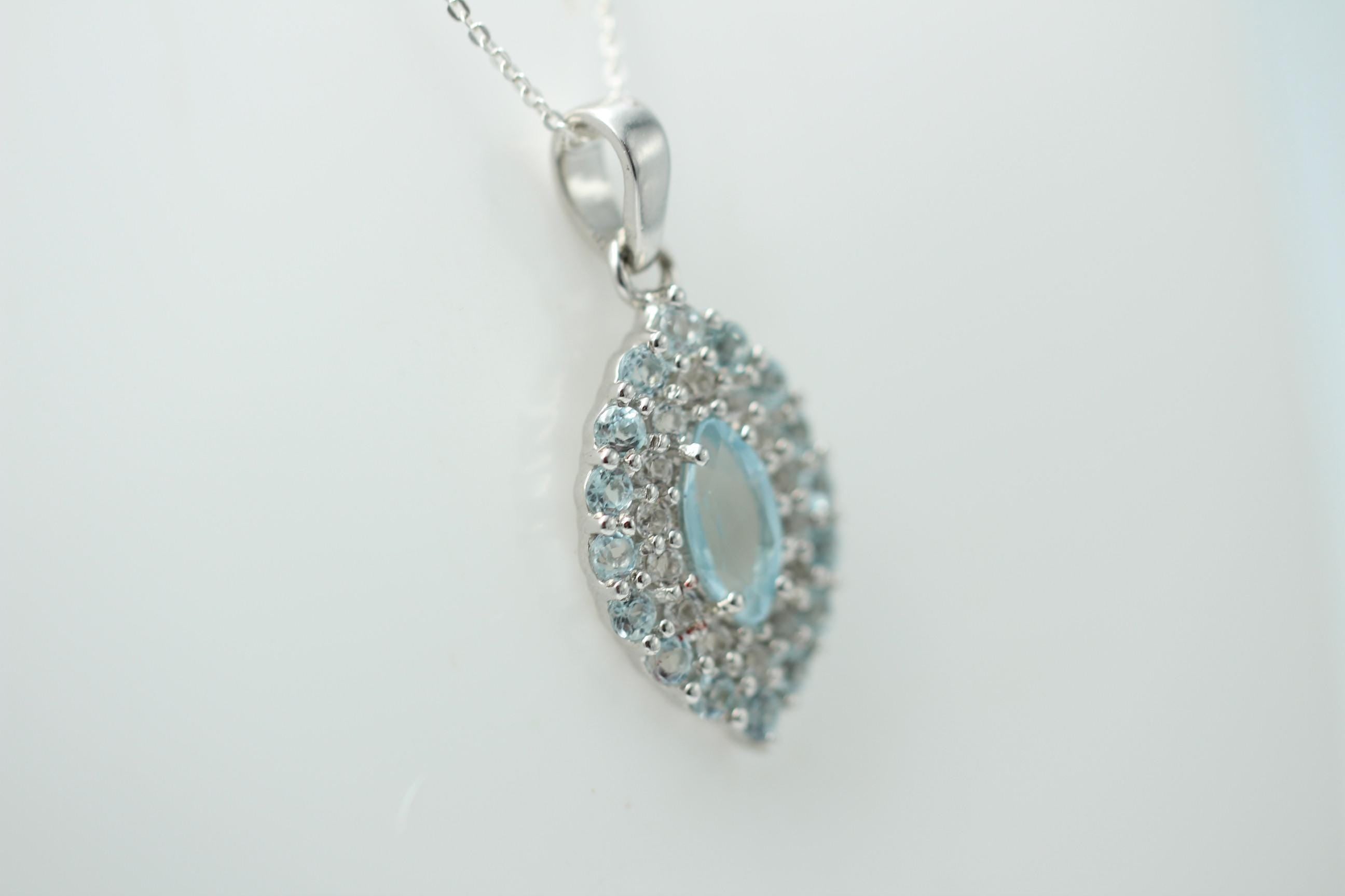 Blautopas Anhänger 925 Silber 2,95 Karat Edelstein Kette Weißtopas Akzente Geschenk für Sie, Blauer Tropfen Anhänger Handgefertigter Schmuck