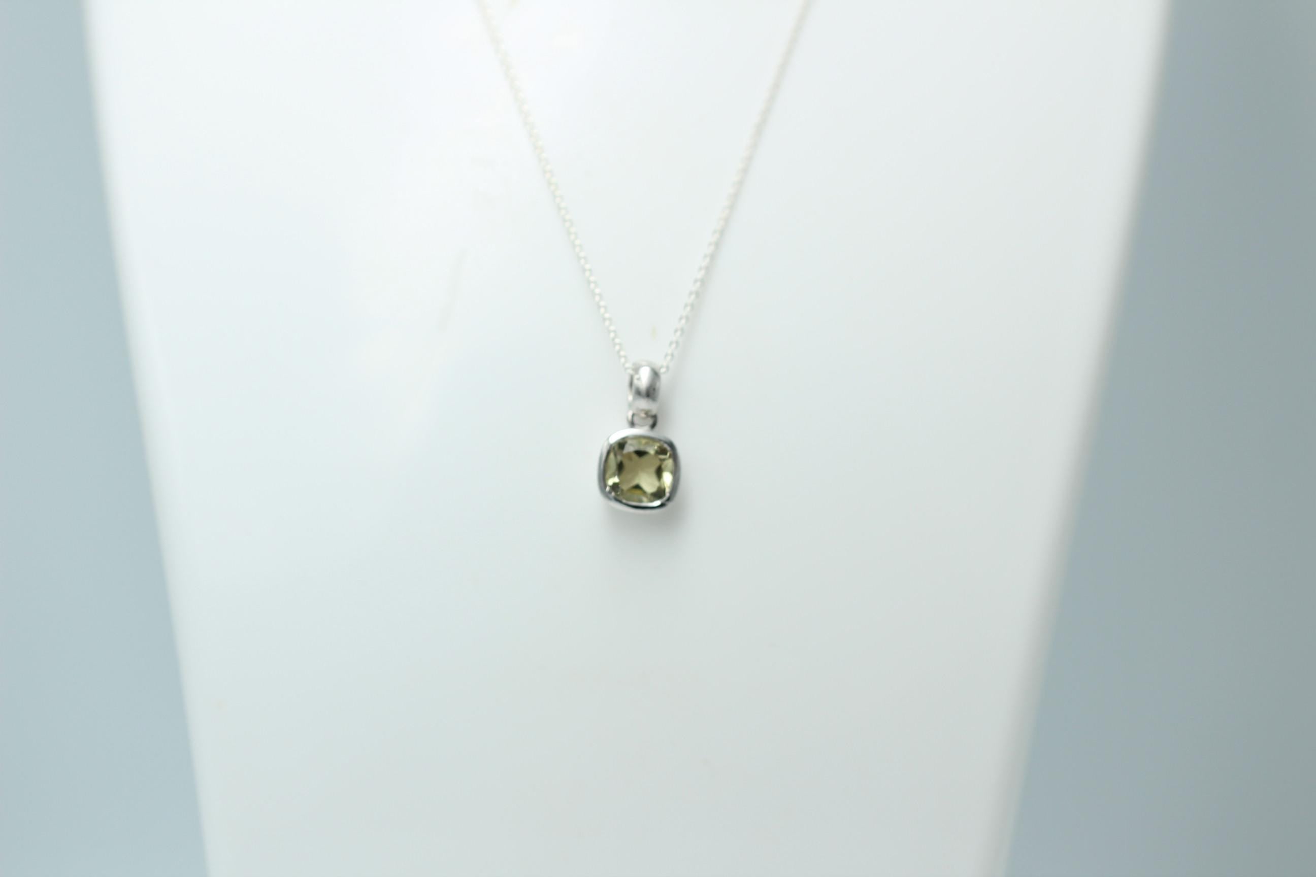 Edler 1,65 Carat Lemon Quarz Anhänger Sterling Silber 925 Collier Kette