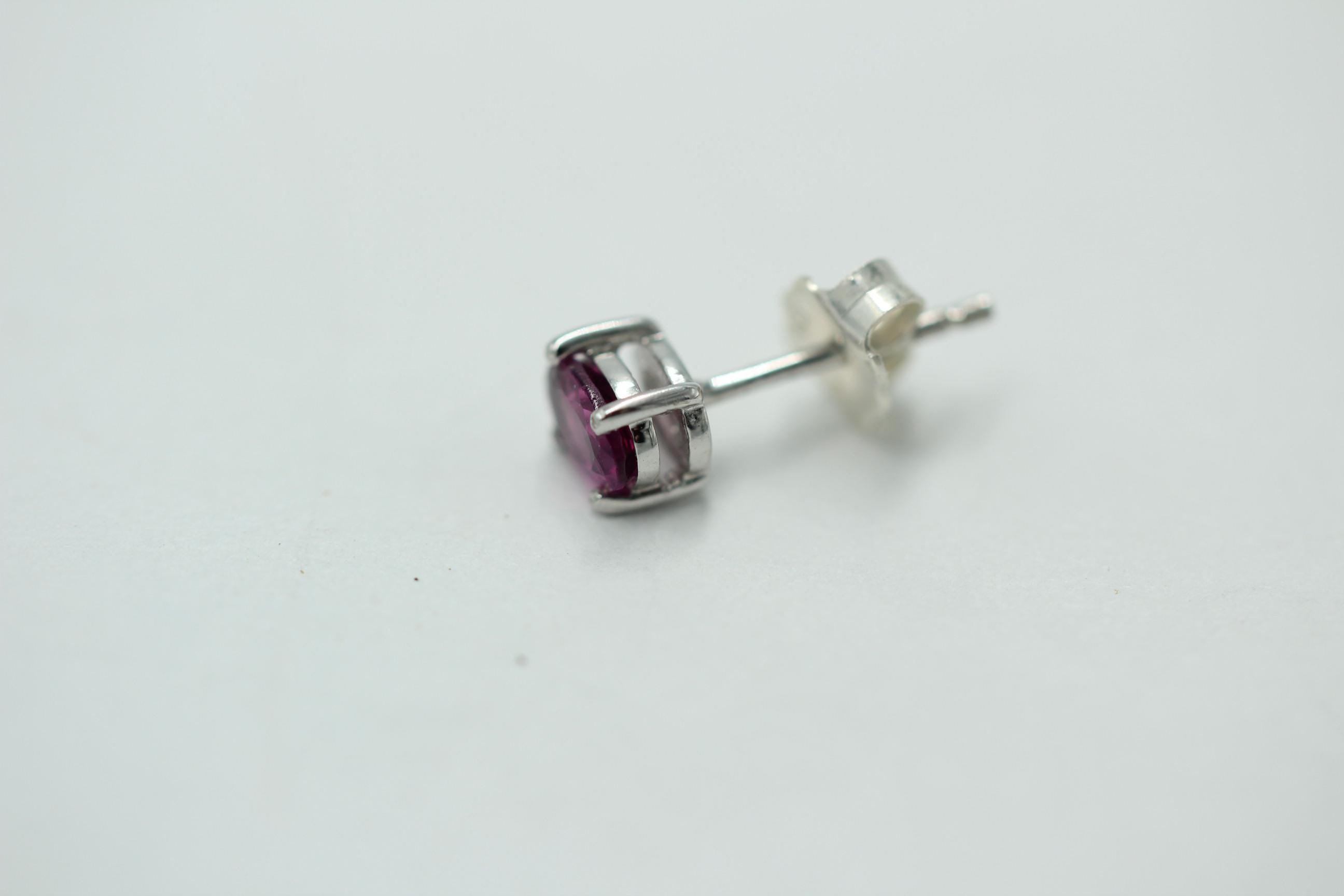 0,55 Carat Rhodoiith Single Ohrstecker 925 Sterling Silber Männder Frauen