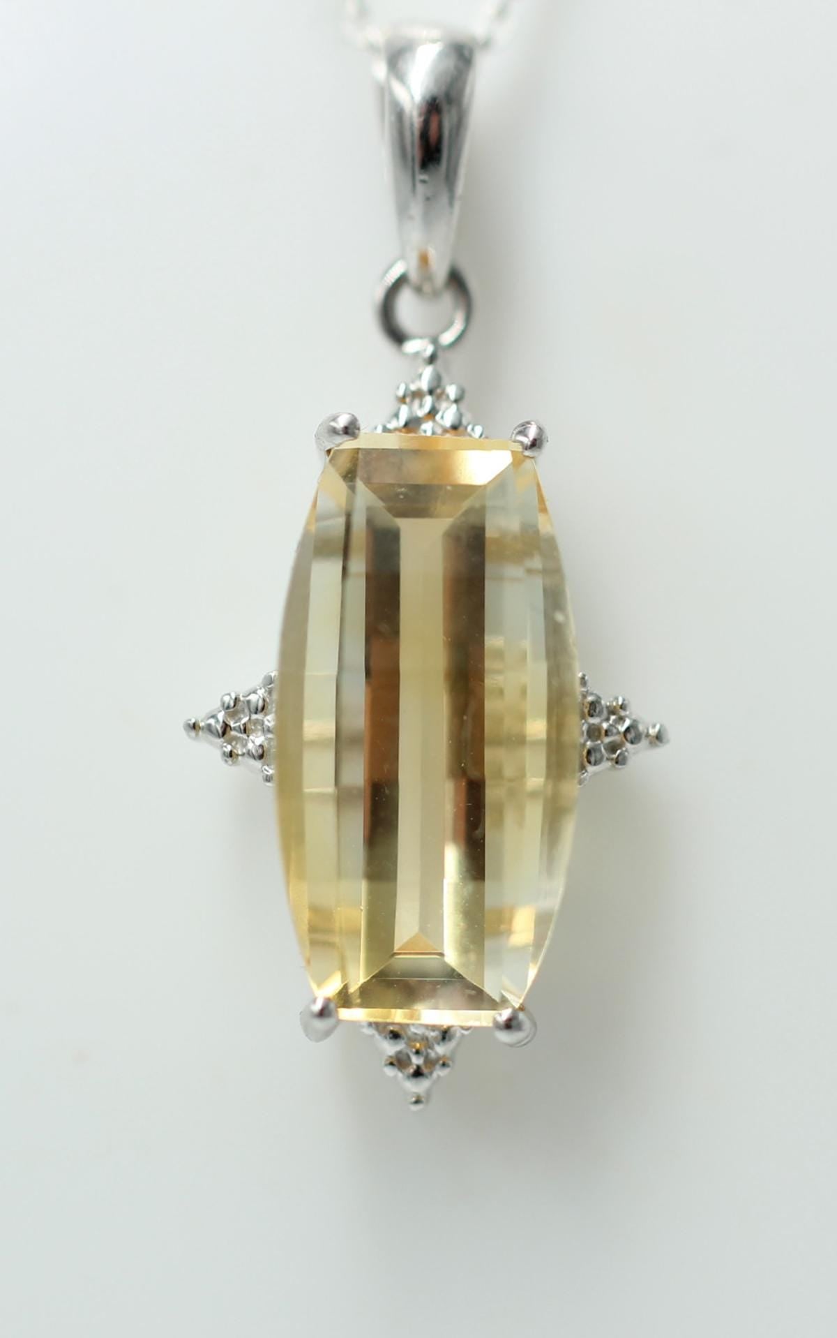 3,9 Carat Design Citrin Anhänger Sterling Silber Collier Kette Fantasieschliff