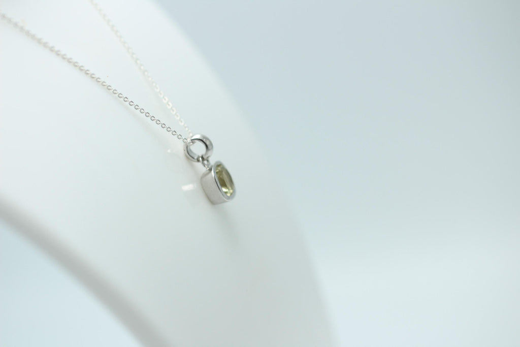 Edler 1,65 Carat Lemon Quarz Anhänger Sterling Silber 925 Collier Kette