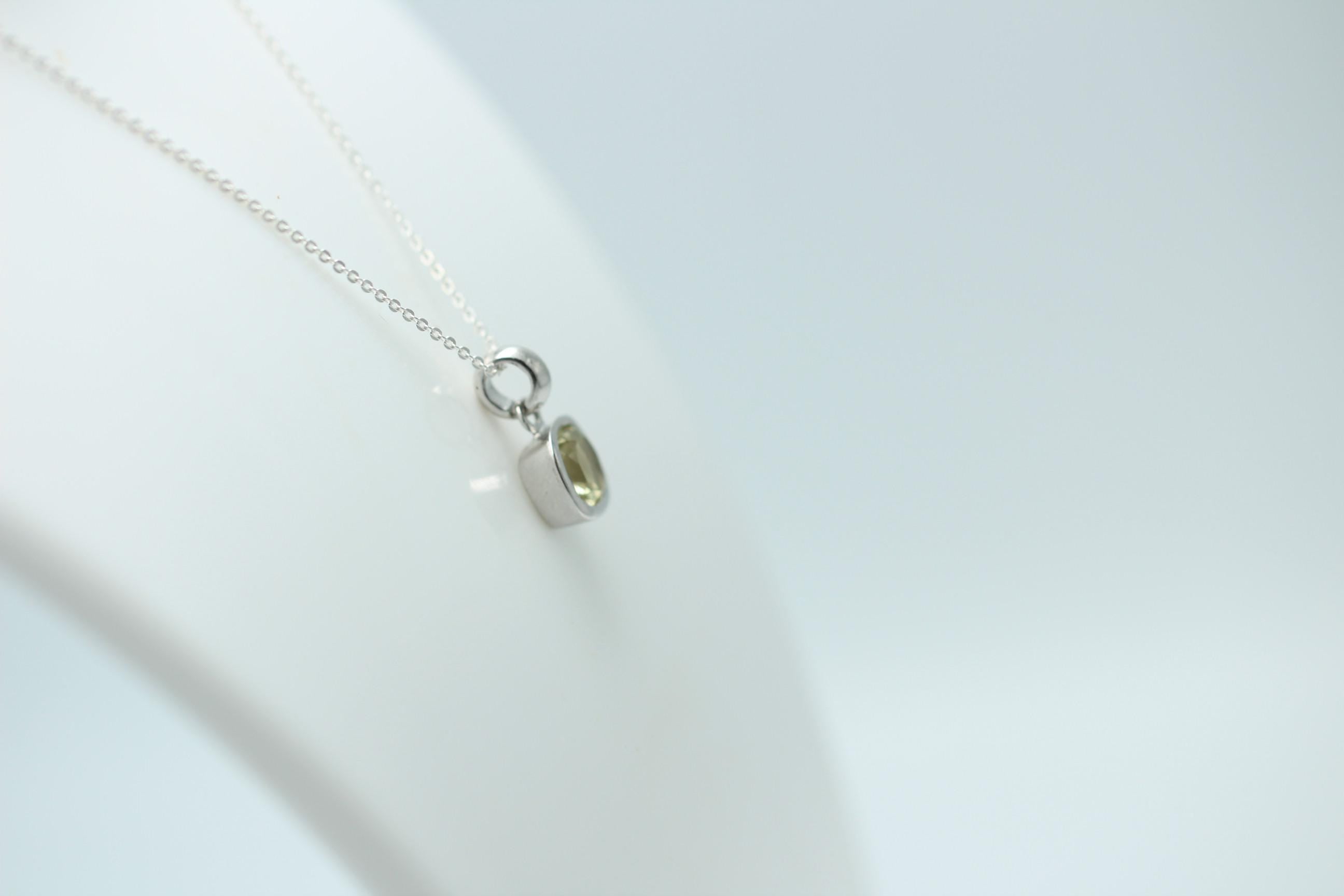 Edler 1,65 Carat Lemon Quarz Anhänger Sterling Silber 925 Collier Kette