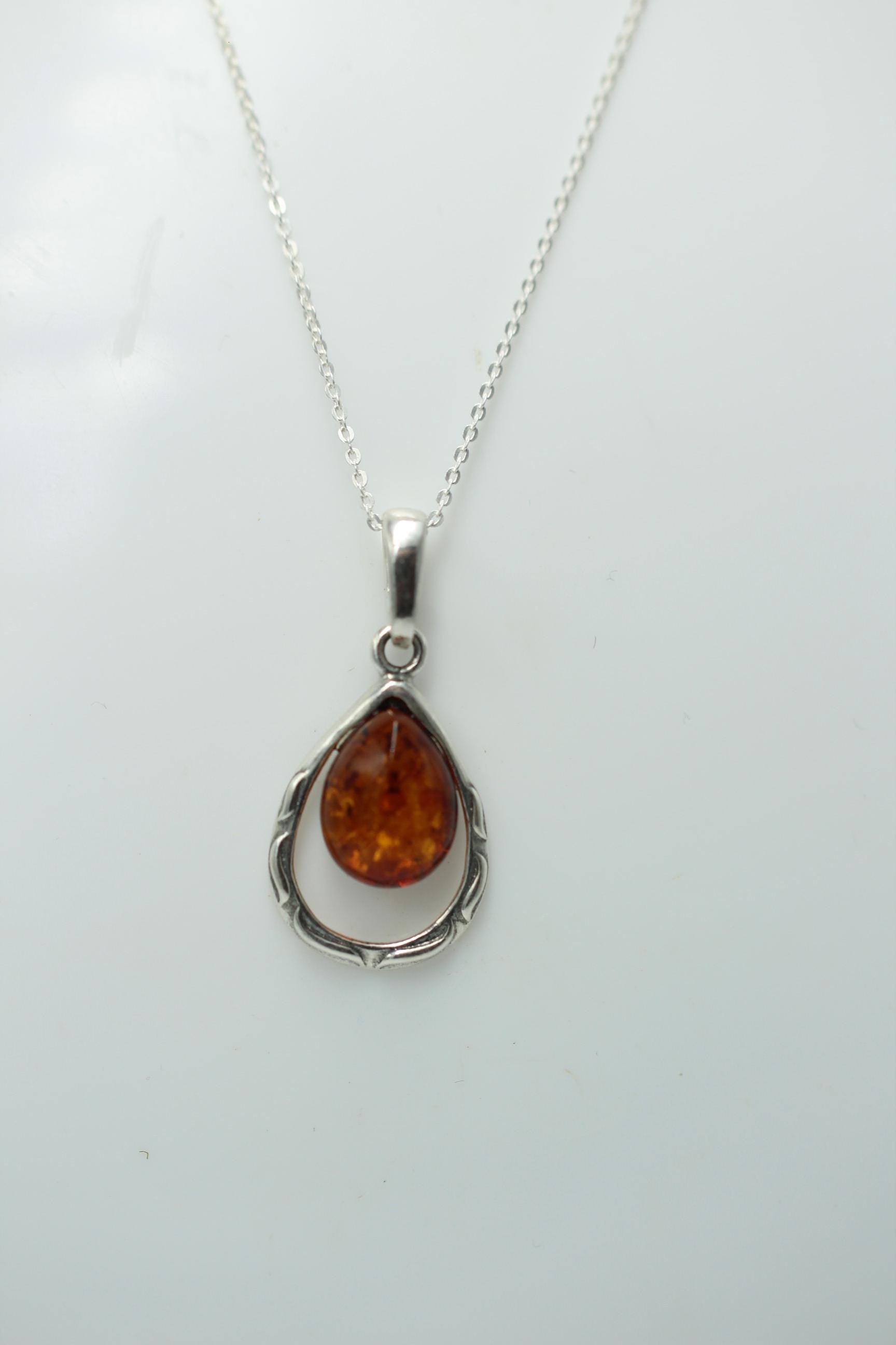 Edler Bernstein Anhänger 925 Sterling Silber Bernsteinanhänger  Top