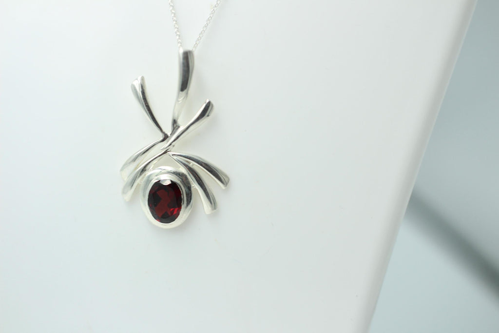 Edler 2,0 Carat Granat Anhanger, 925 Silber, Kette, Collier, Rhodiniert