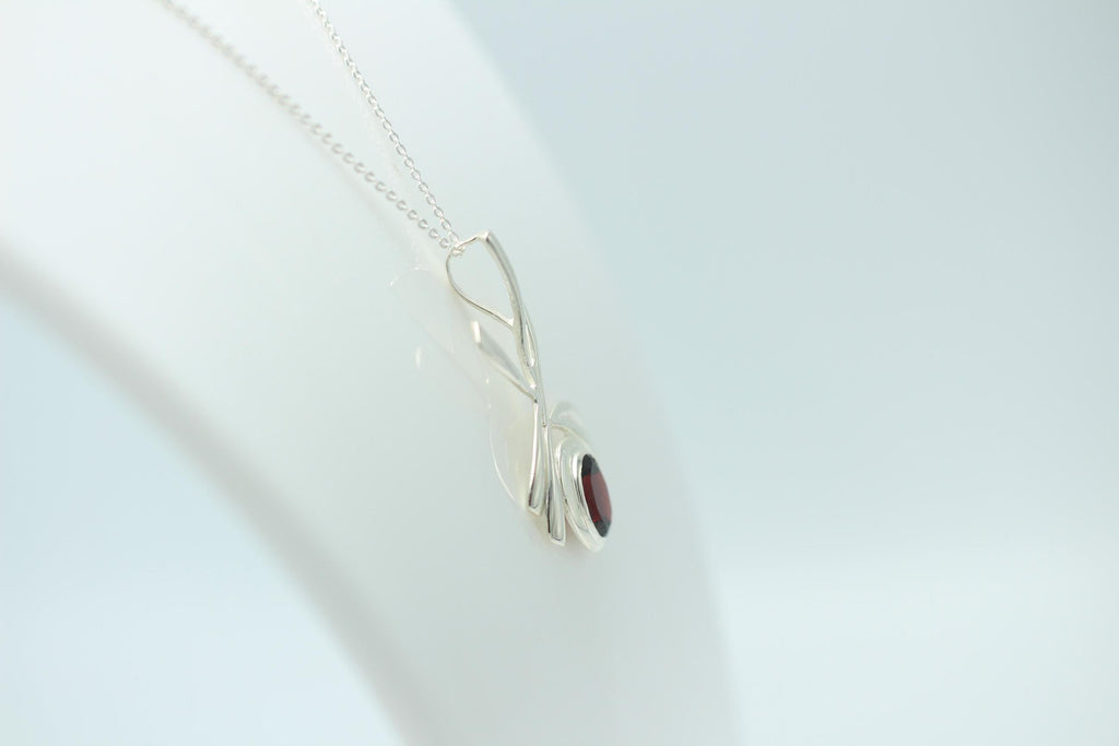 Edler 2,0 Carat Granat Anhanger, 925 Silber, Kette, Collier, Rhodiniert