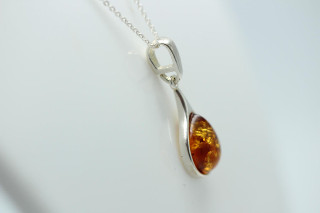 Bernstein Anhänger 925 Silber Collier Kette edel und schön Traum eines Anhängers