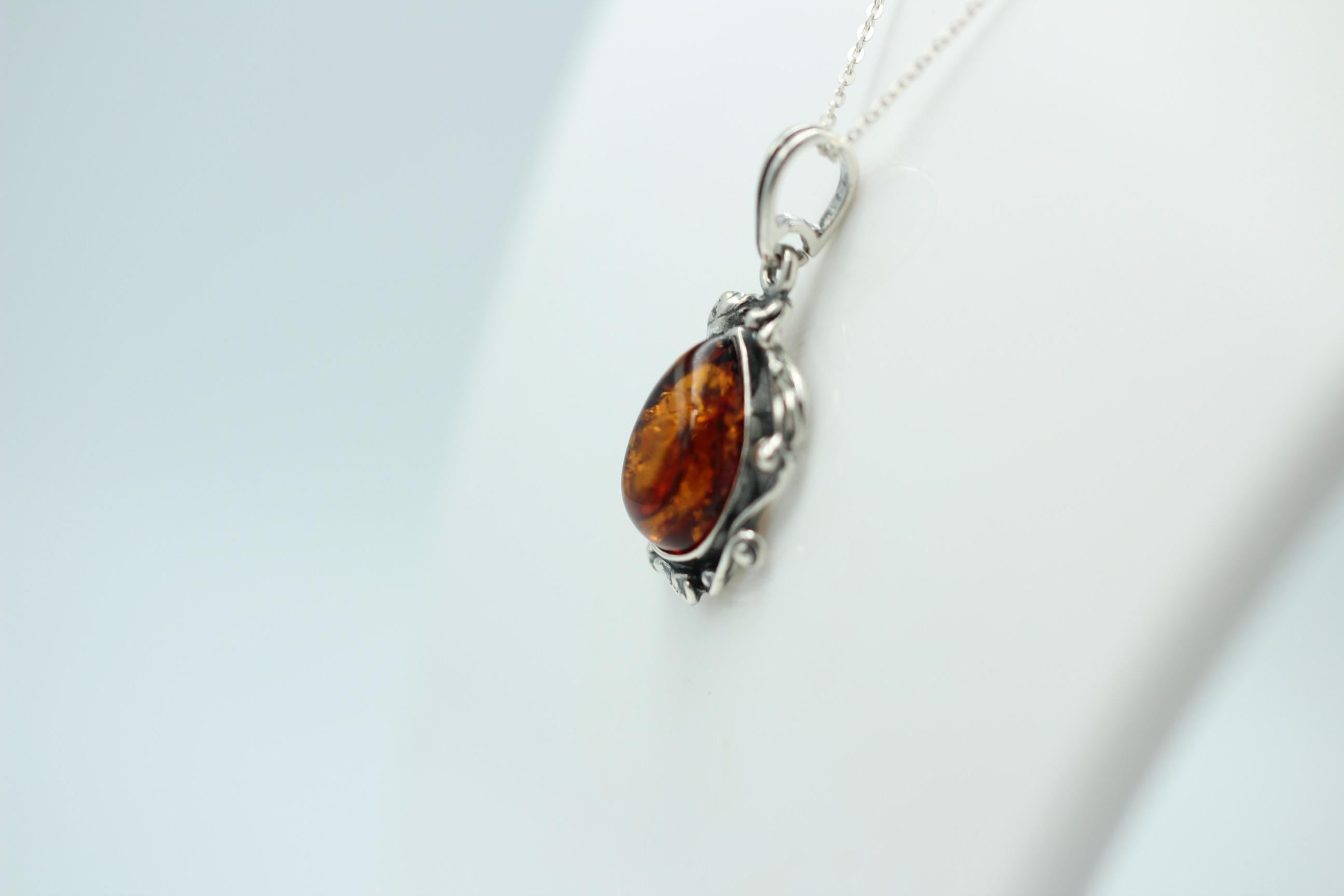 Jugendstil Design Bernsteinanhänger 925 Silber Collier Kette Bernstein