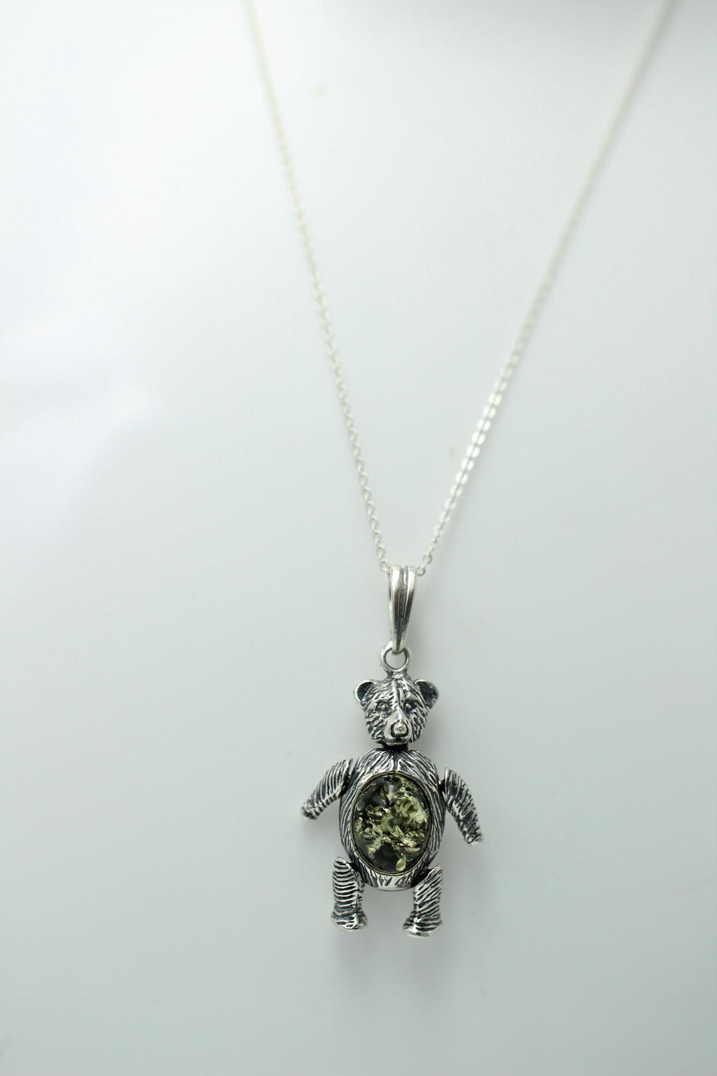 Design Bär 925 Silber mit grünem Bernstein beweglich und platisch Bärenkette