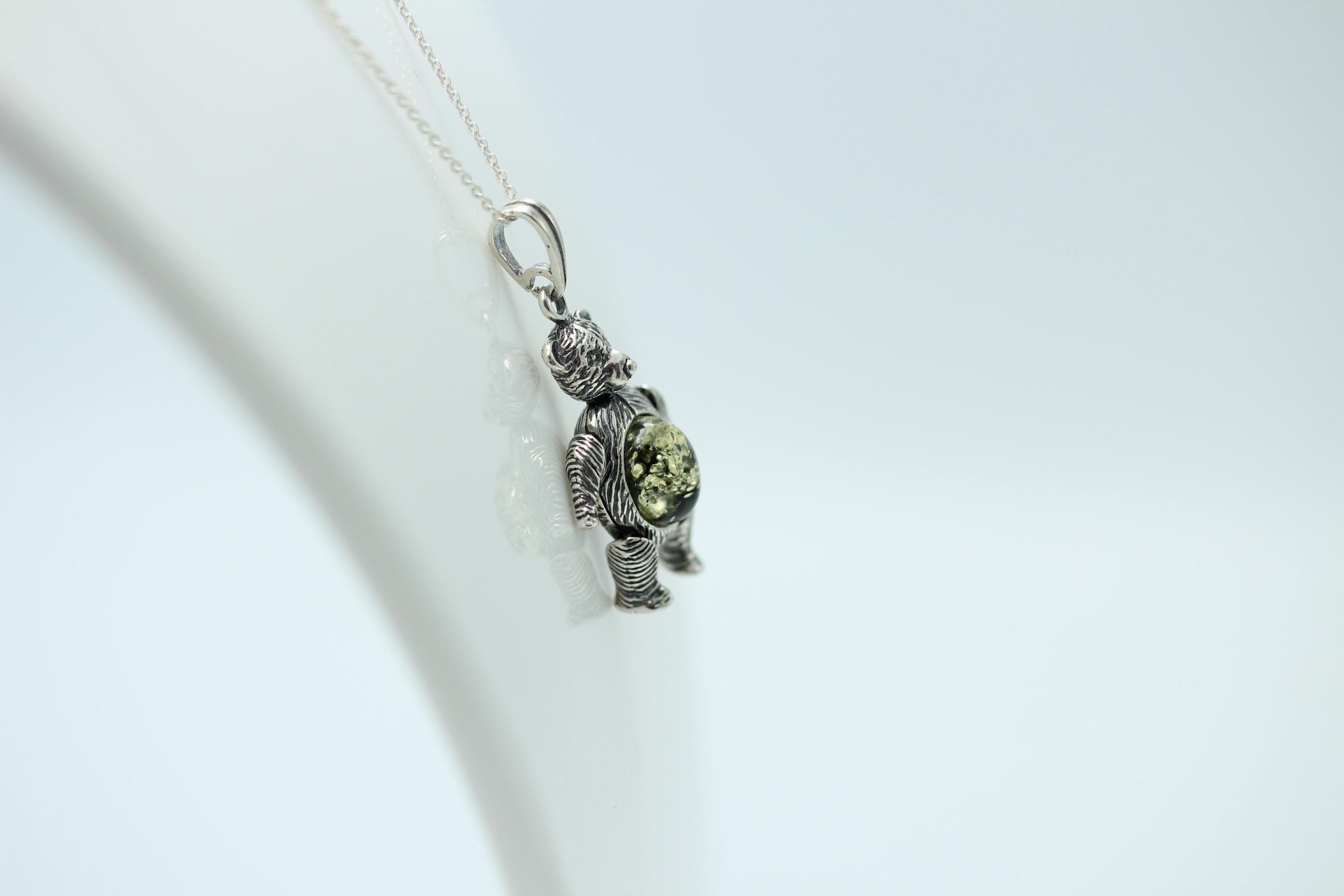 Design Bär 925 Silber mit grünem Bernstein beweglich und platisch Bärenkette