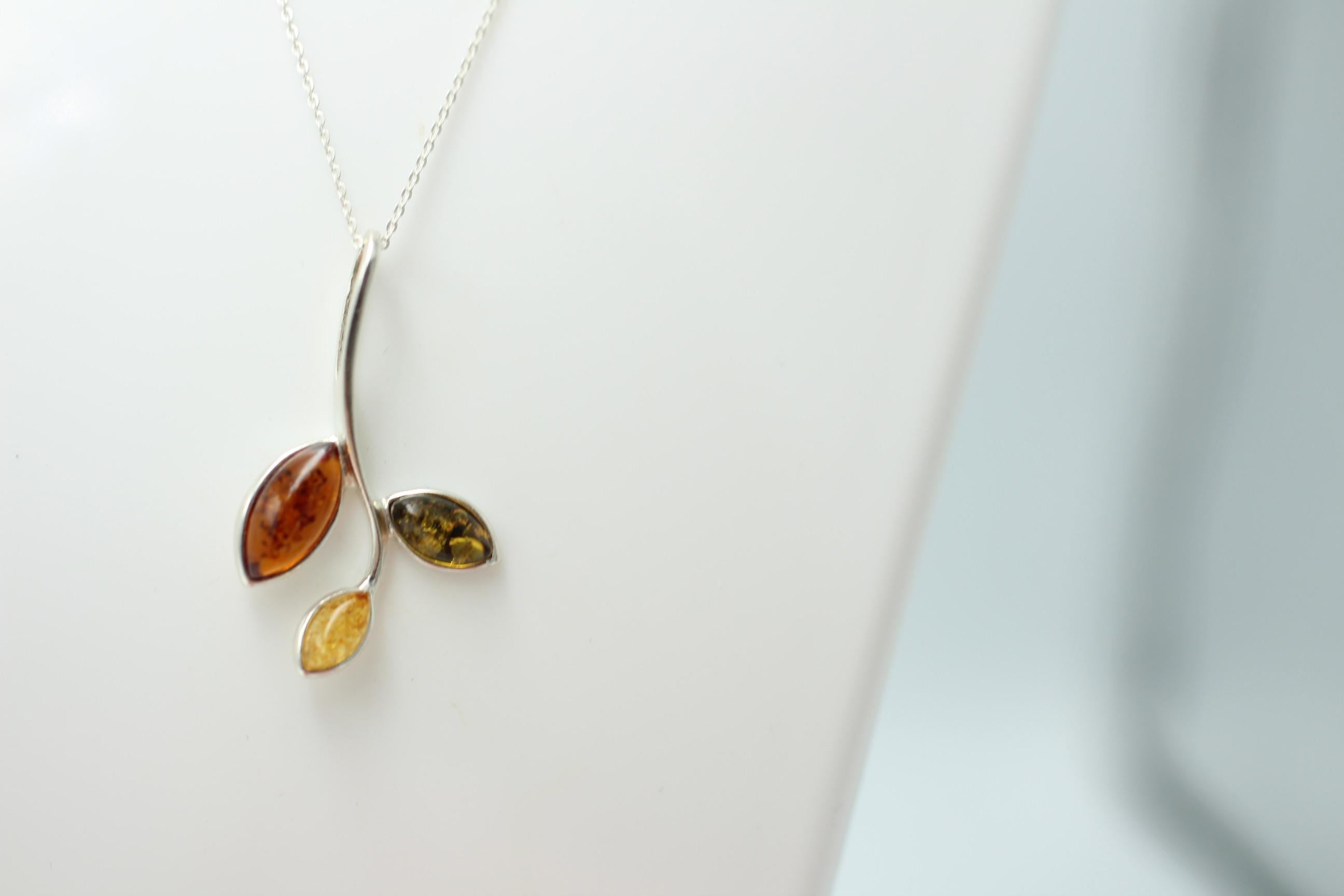 Edle Bernstein Zweig Anhänger dreifarbig 925 Silber Collier Kette Top Edel