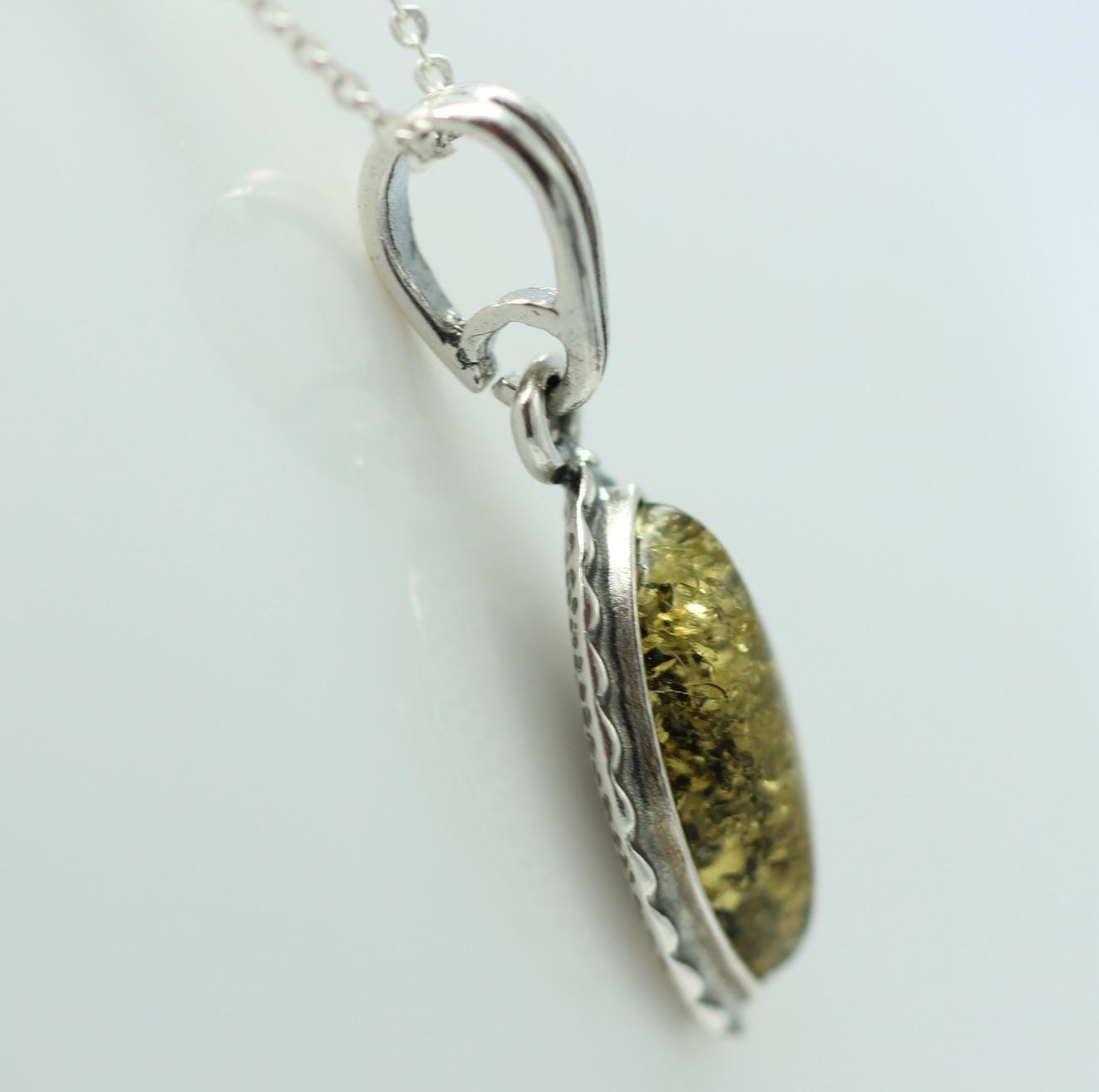 grüner Bernstein Anhänger 925 Sterlingsilber  Bernsteinschmuck