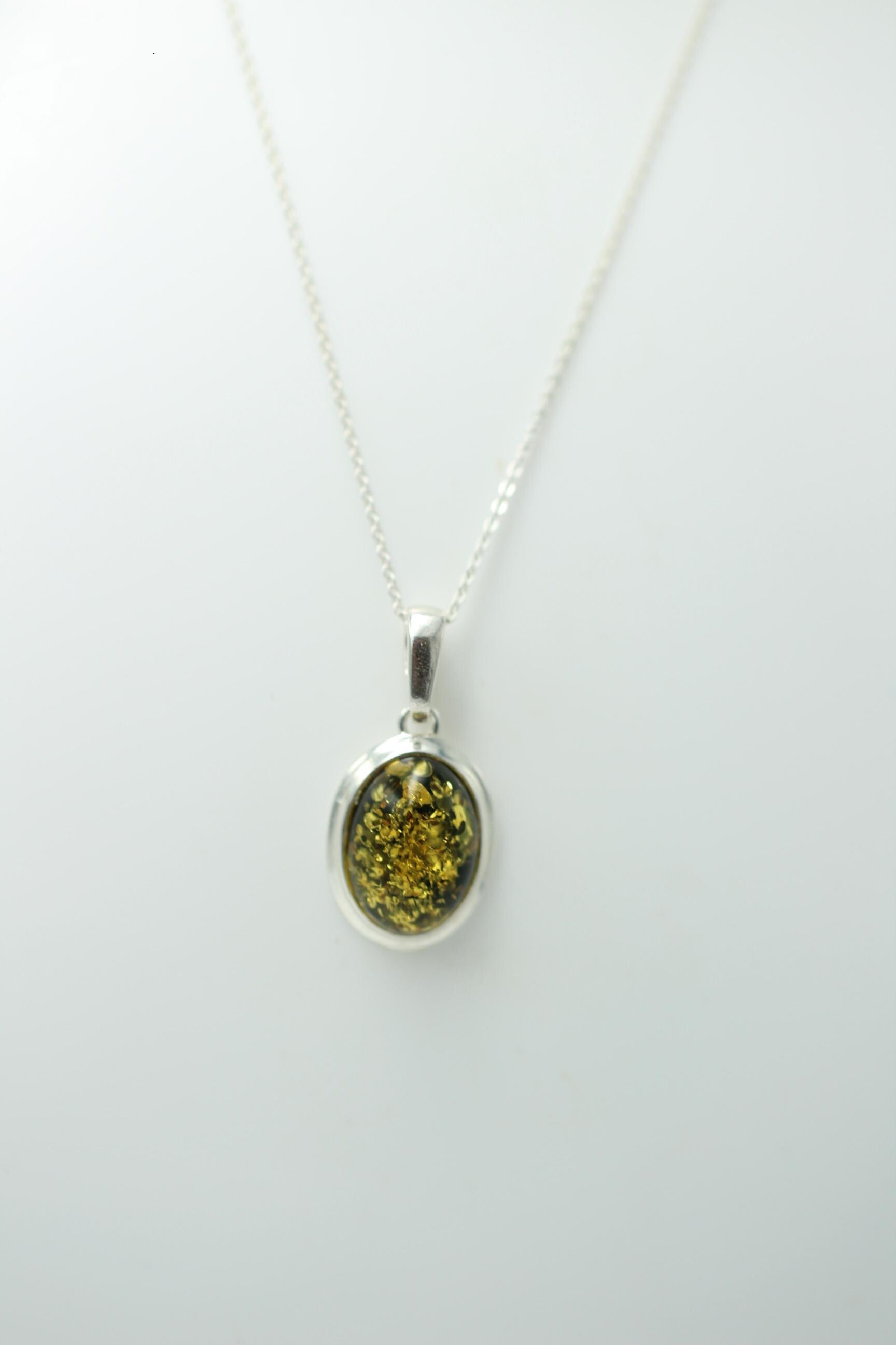 grüner Bernstein Design Anhänger 925 Silber Collier Kette Bernsteinanhänger Top