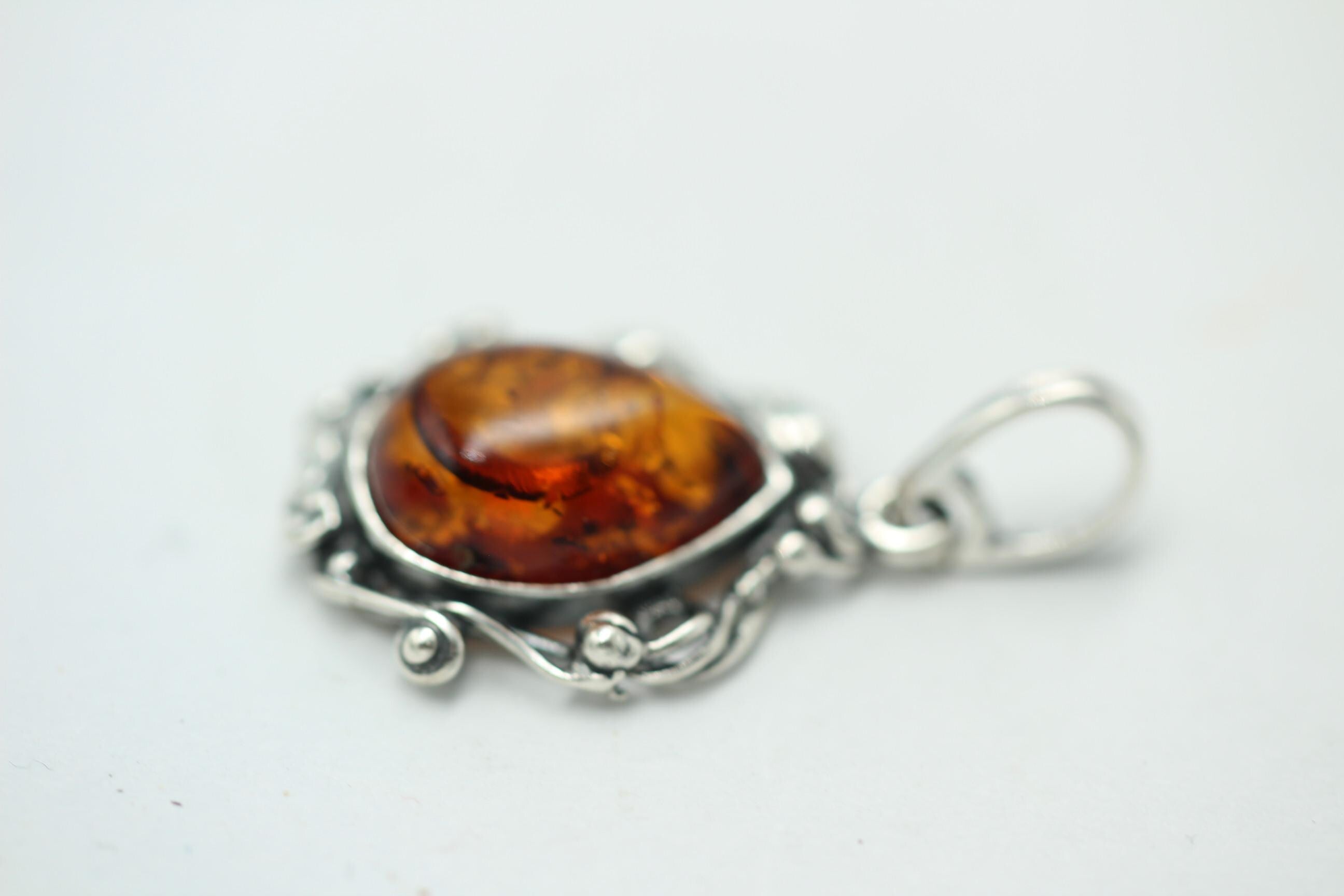 Jugendstil Design Bernsteinanhänger 925 Silber Collier Kette Bernstein