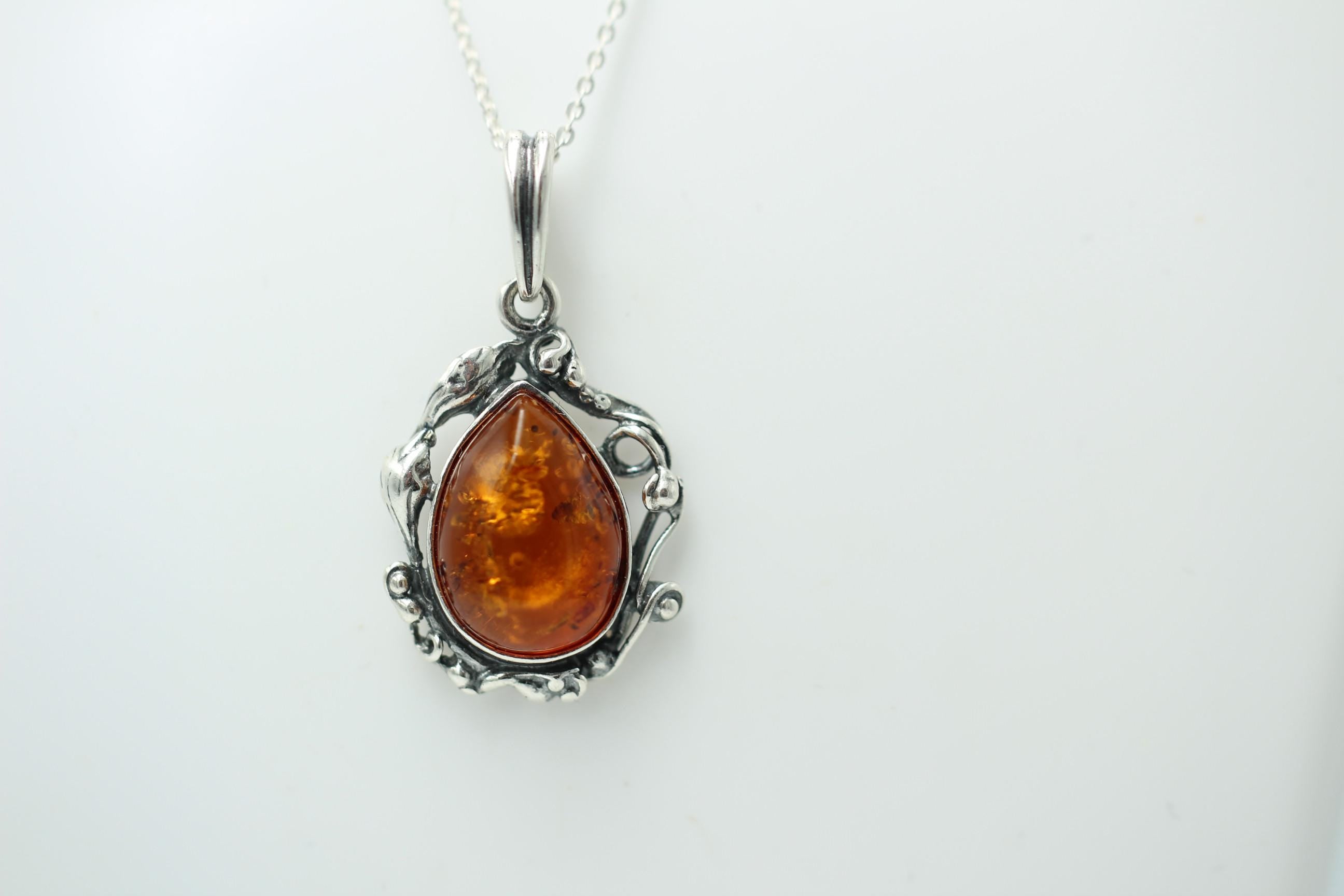 Jugendstil Design Bernsteinanhänger 925 Silber Collier Kette Bernstein