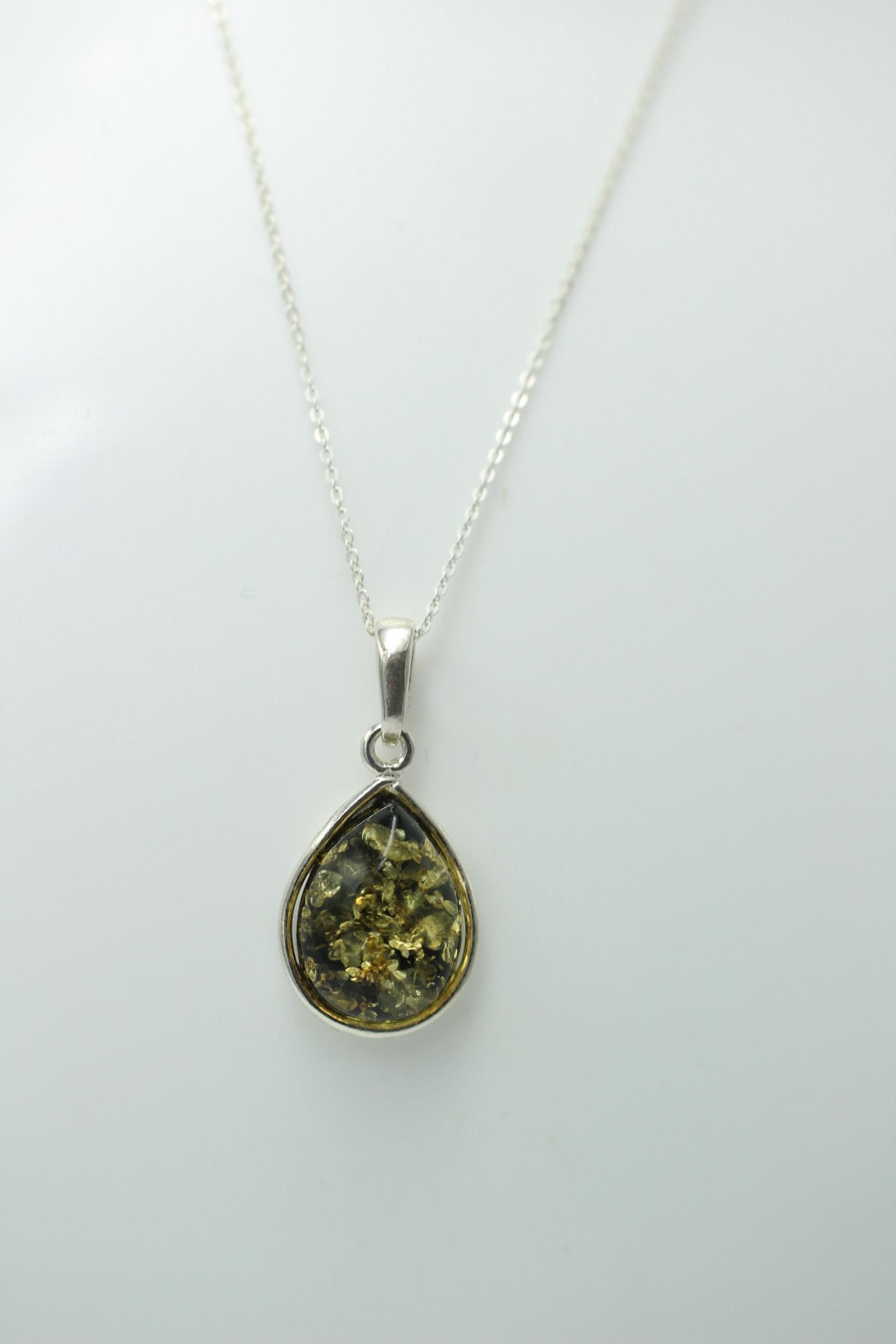 Bernsteinanhänger 925 Silber Anhänger grüner Bernstein Collier Kette Schmuck