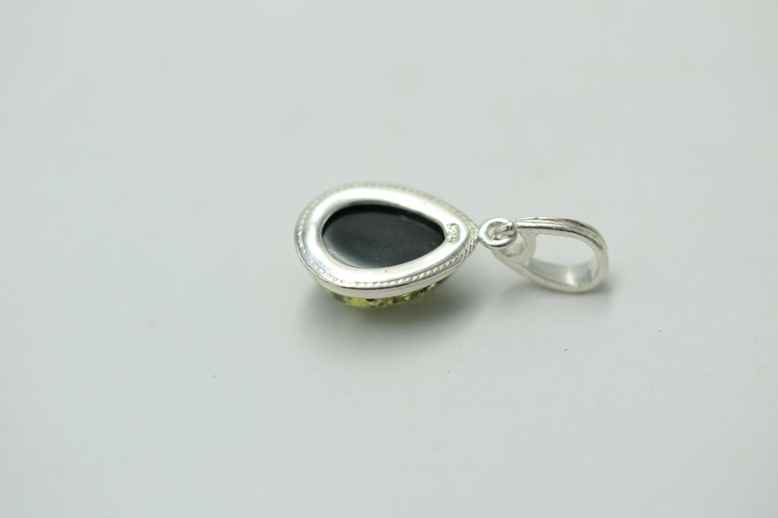 Bernsteinanhänger 925 Silber Anhänger grüner Bernstein Collier Kette Schmuck