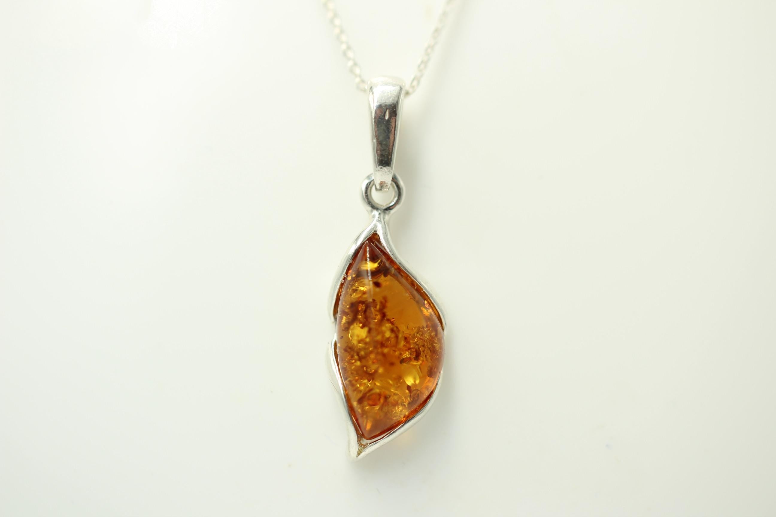 Design Bernstein Anhänger 925 Sterling Silber brauner Bernstein Collier Kette