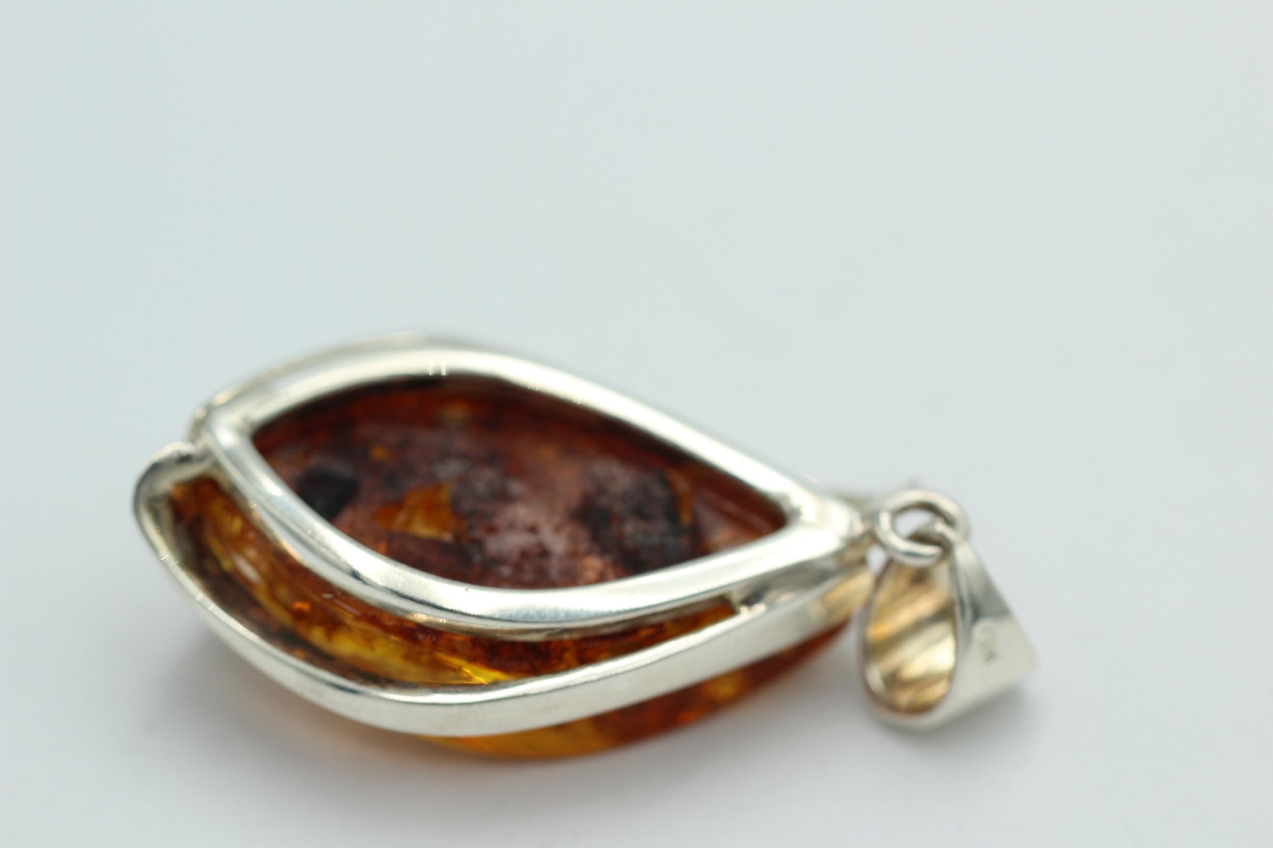 großer Bernstein Anhänger 925 Silber goldbrauner Bernstein Designschmuck