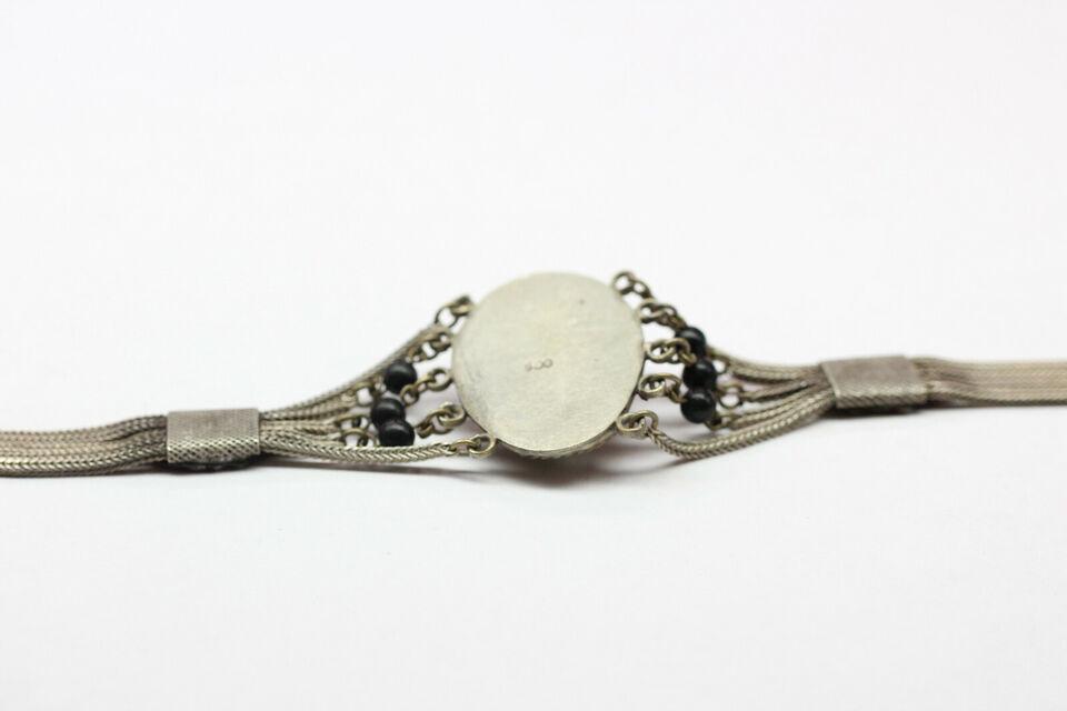 Armband Silber mit Niello, schwarze Glasperlen, wohl Balkan oder Russland 1850